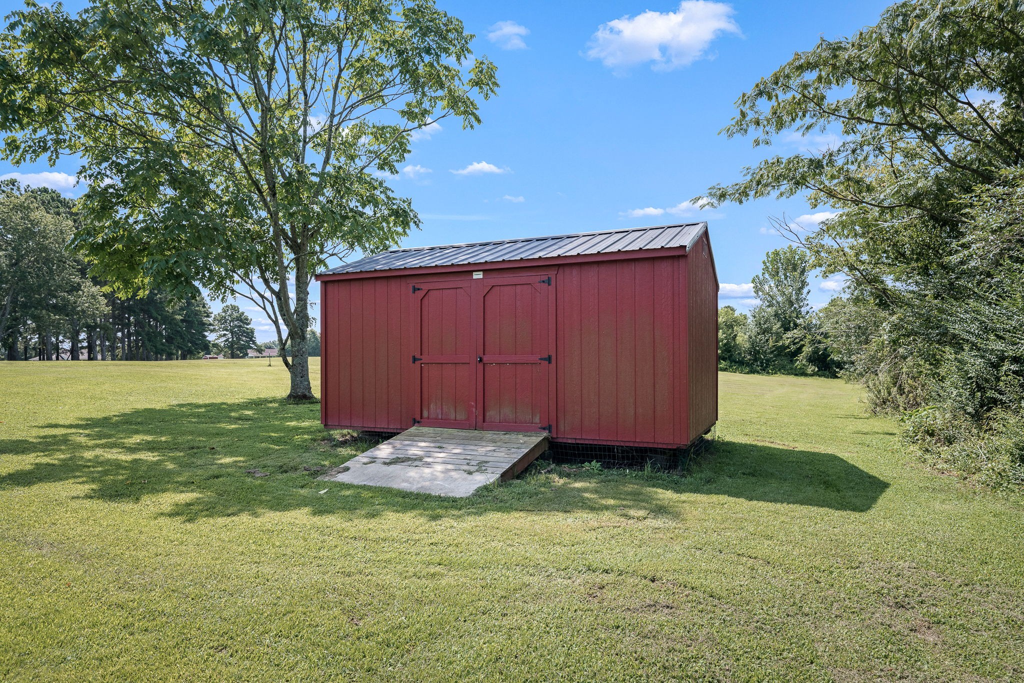 528 W Point Rd