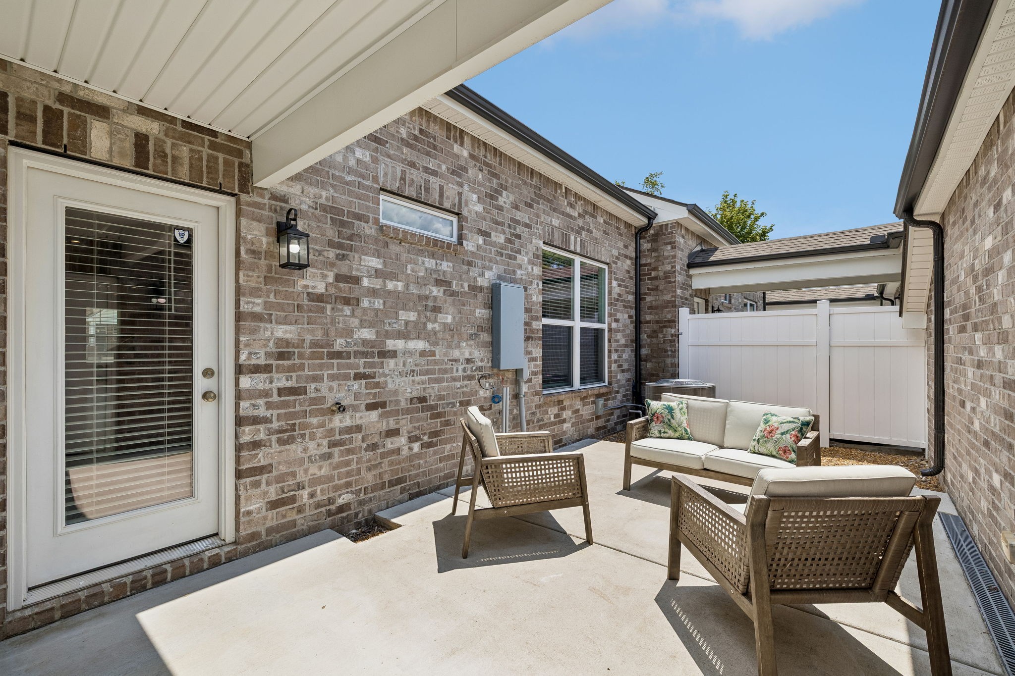 2845 Suzanne Landon Dr