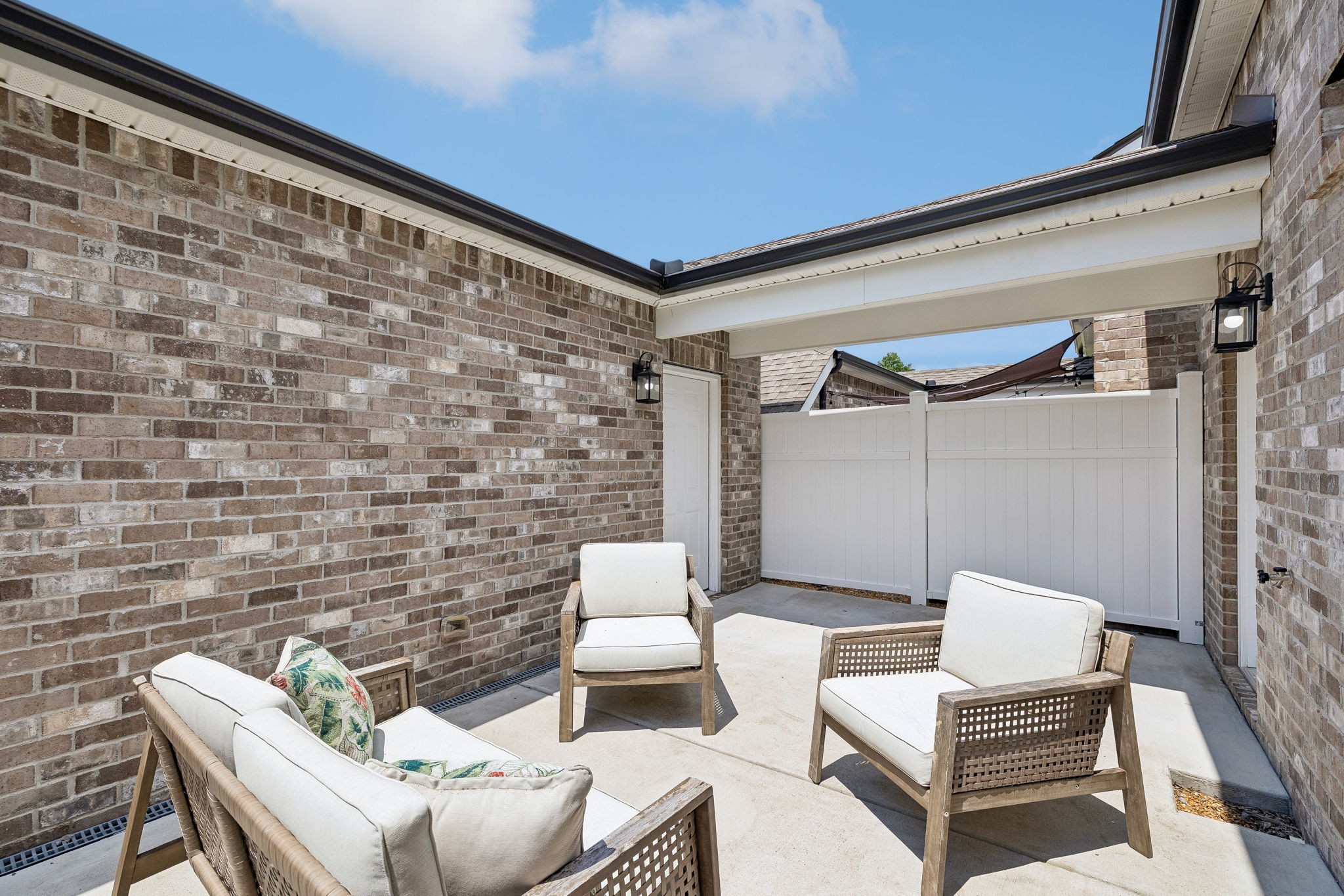2845 Suzanne Landon Dr