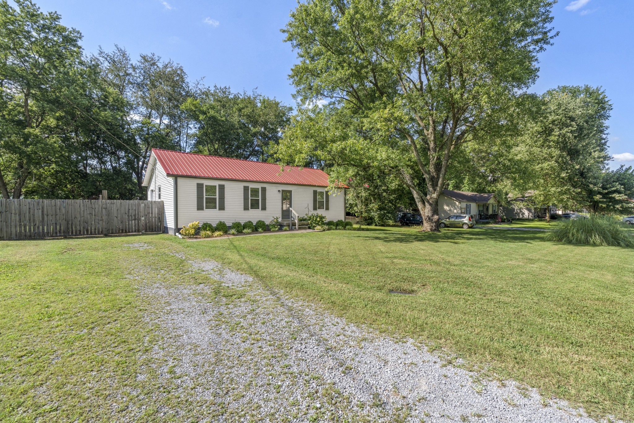 6541 Kari Dr