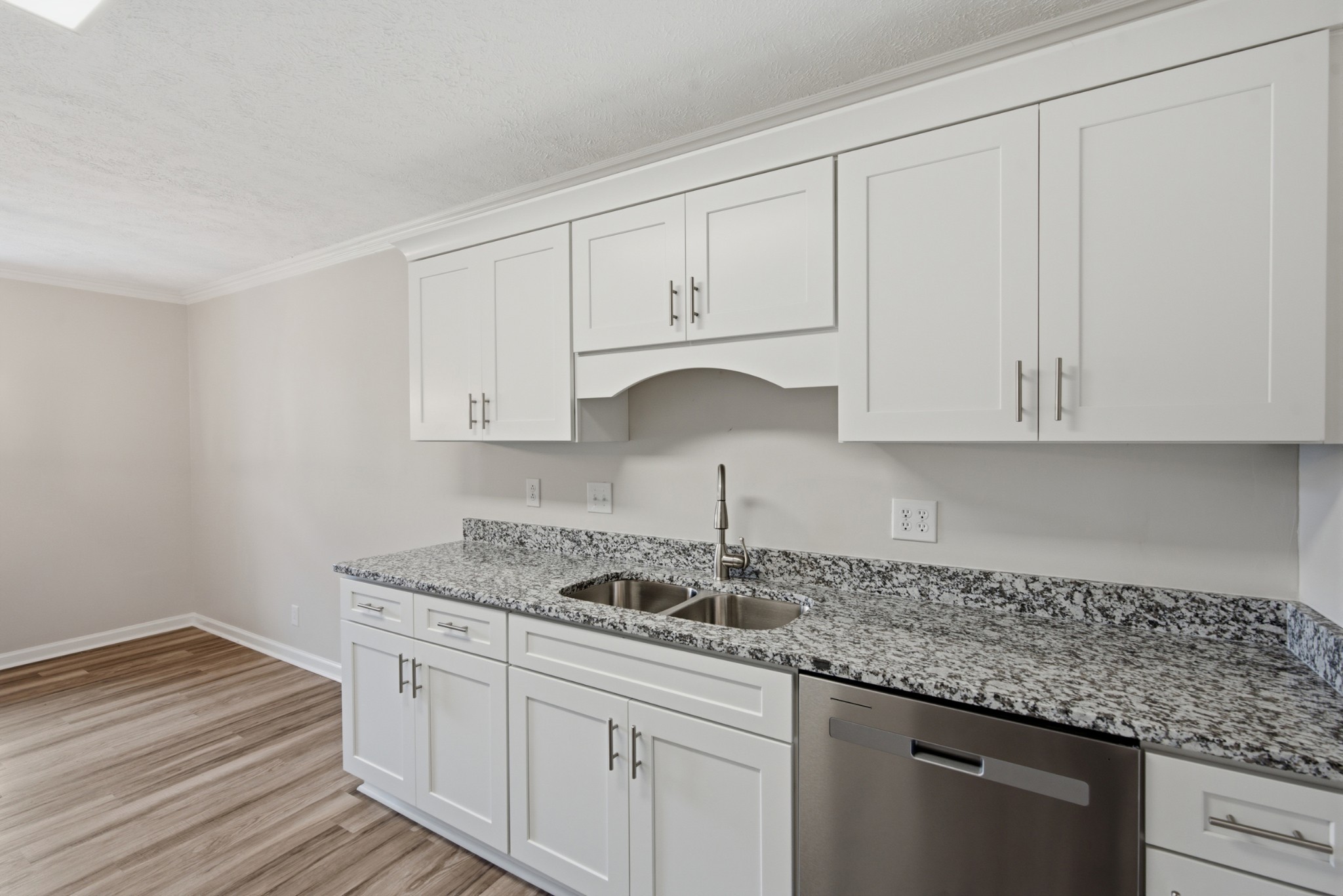 2814 Wellington Pl