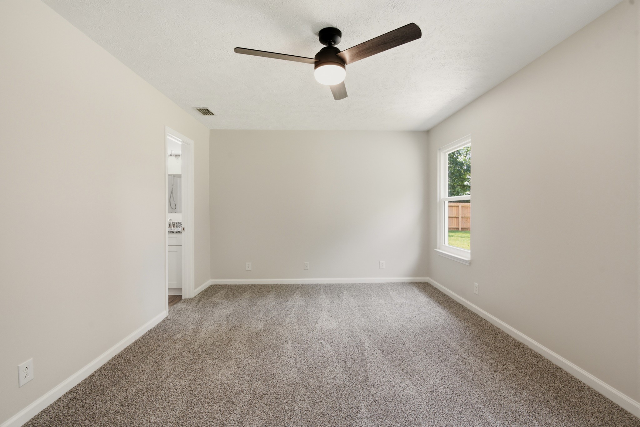 2814 Wellington Pl