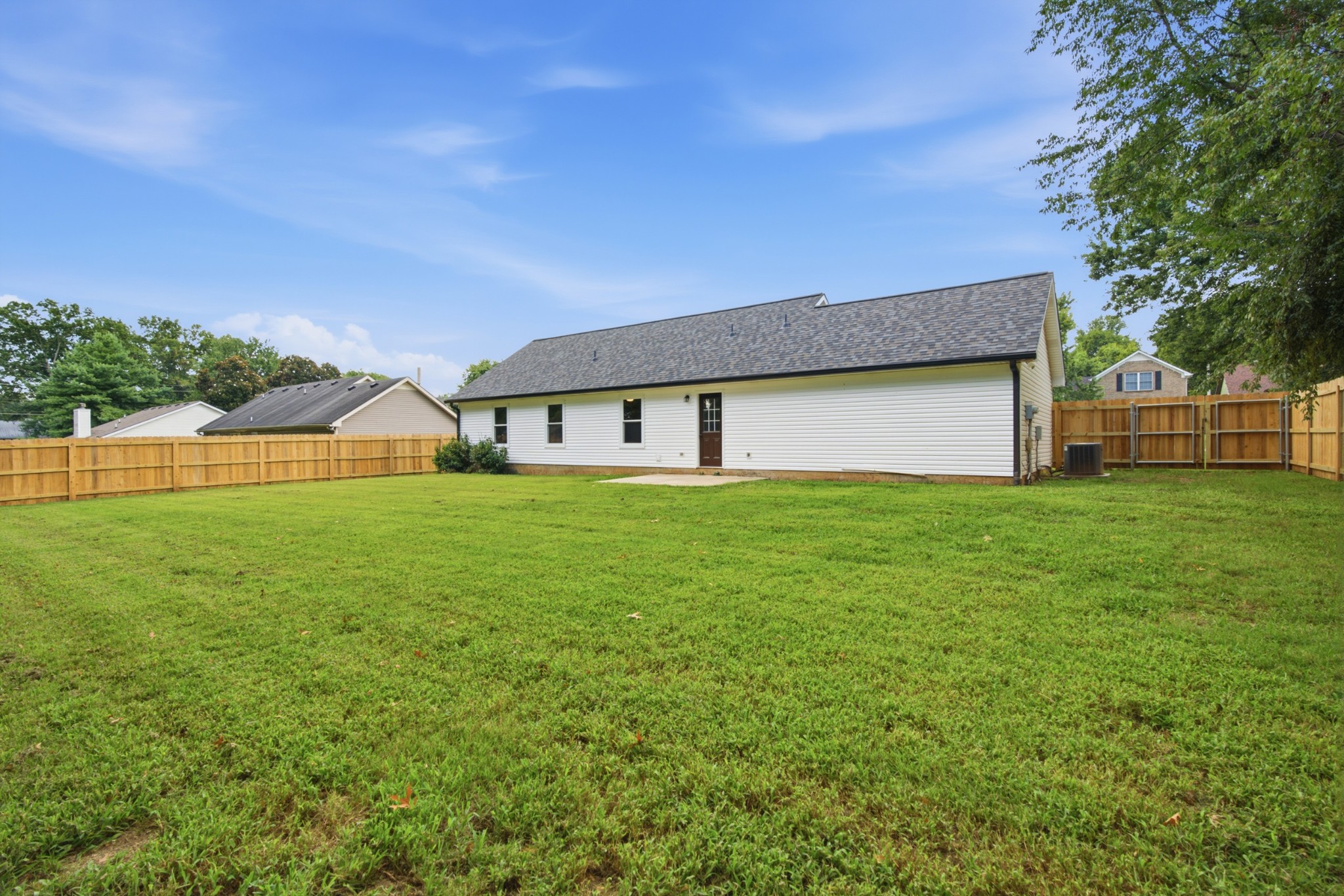2814 Wellington Pl