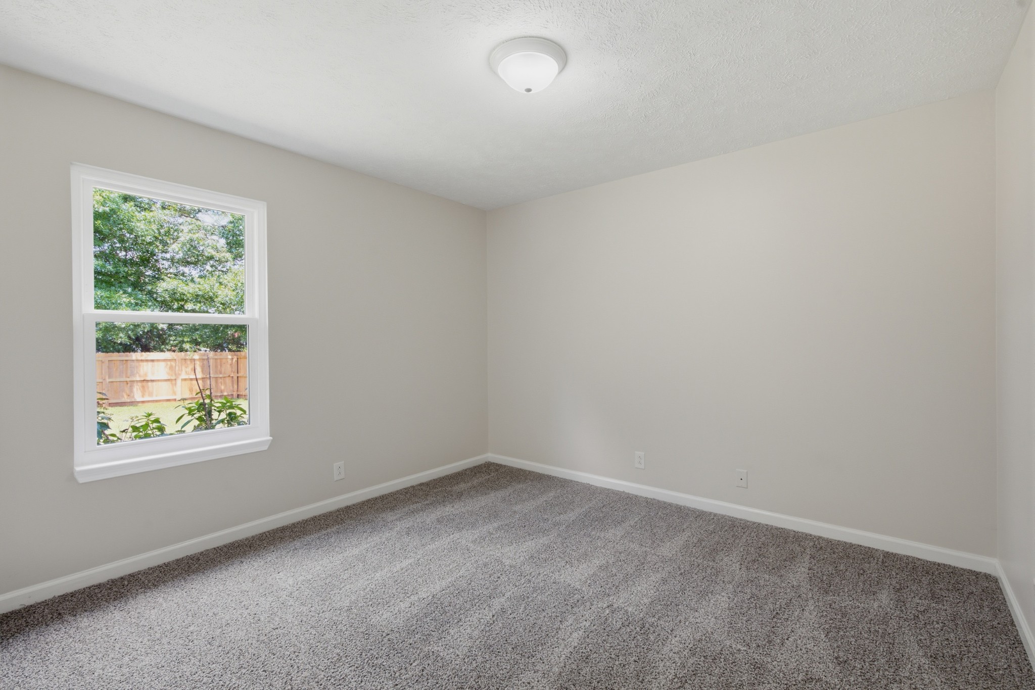 2814 Wellington Pl
