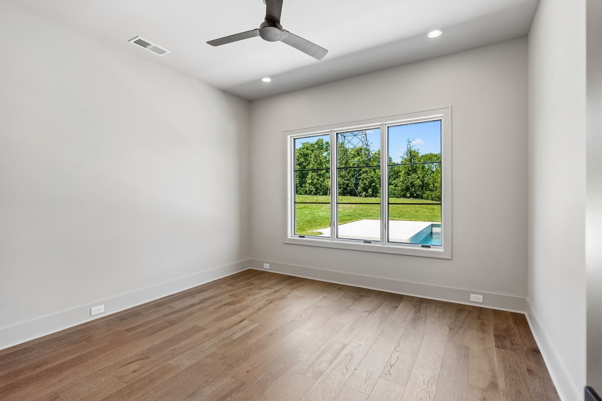 8106 Turning Point Dr