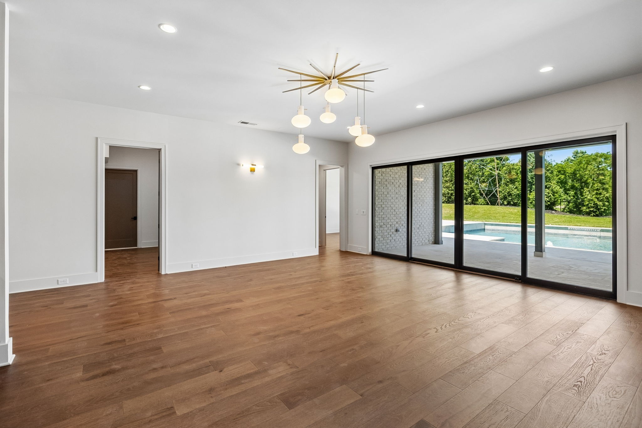 8106 Turning Point Dr