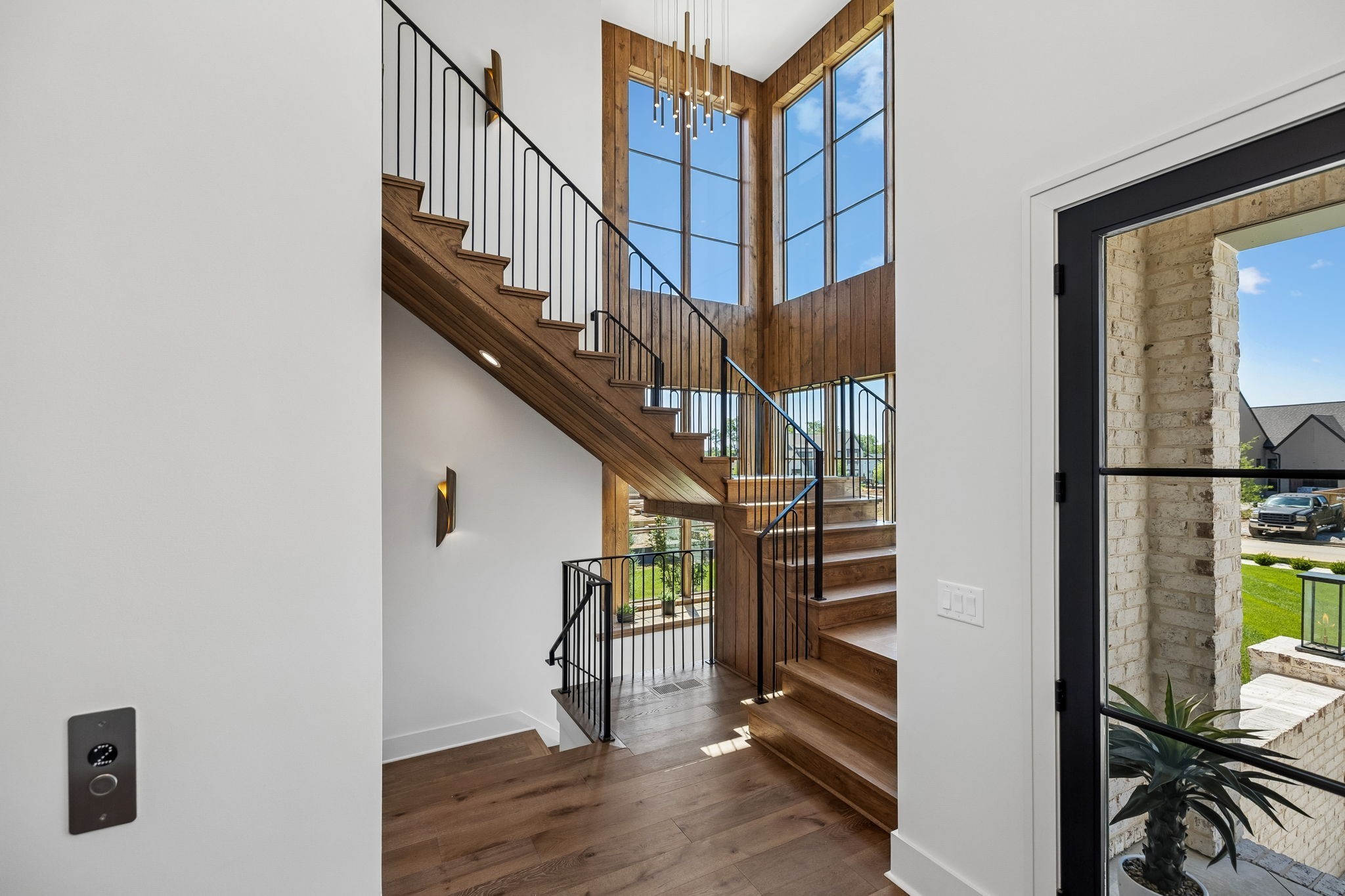 8106 Turning Point Dr