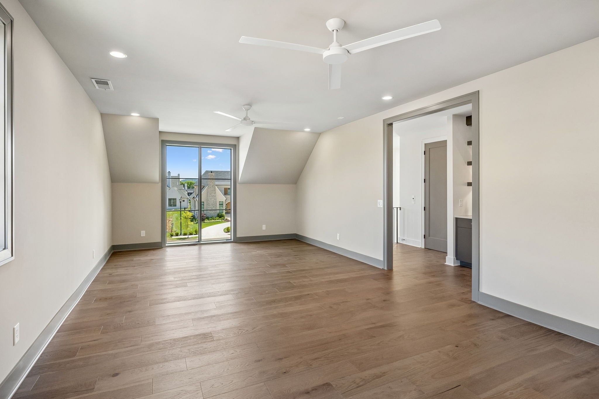 8106 Turning Point Dr