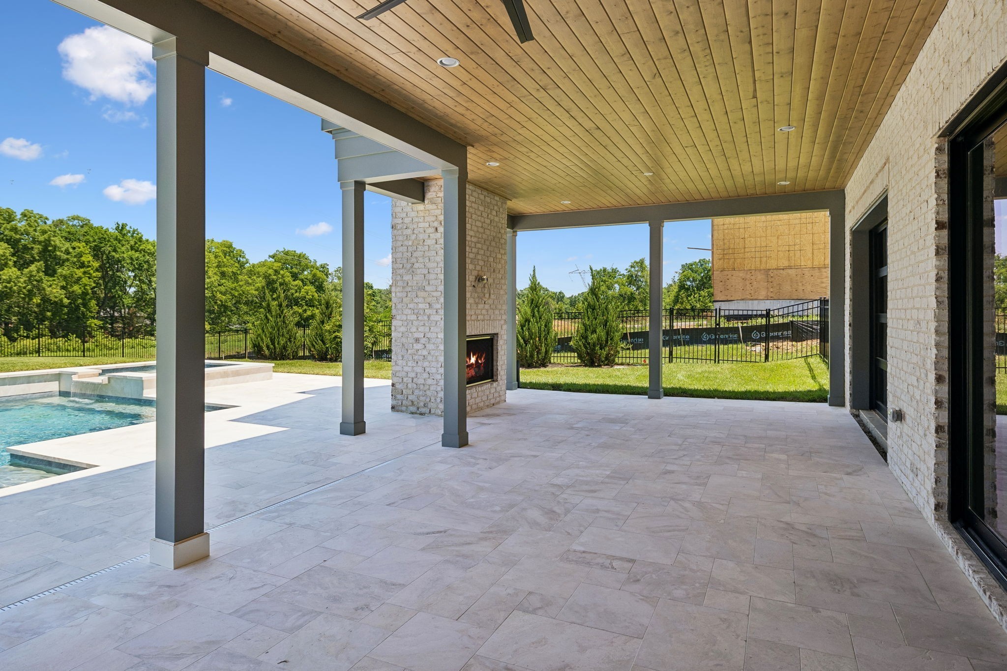 8106 Turning Point Dr