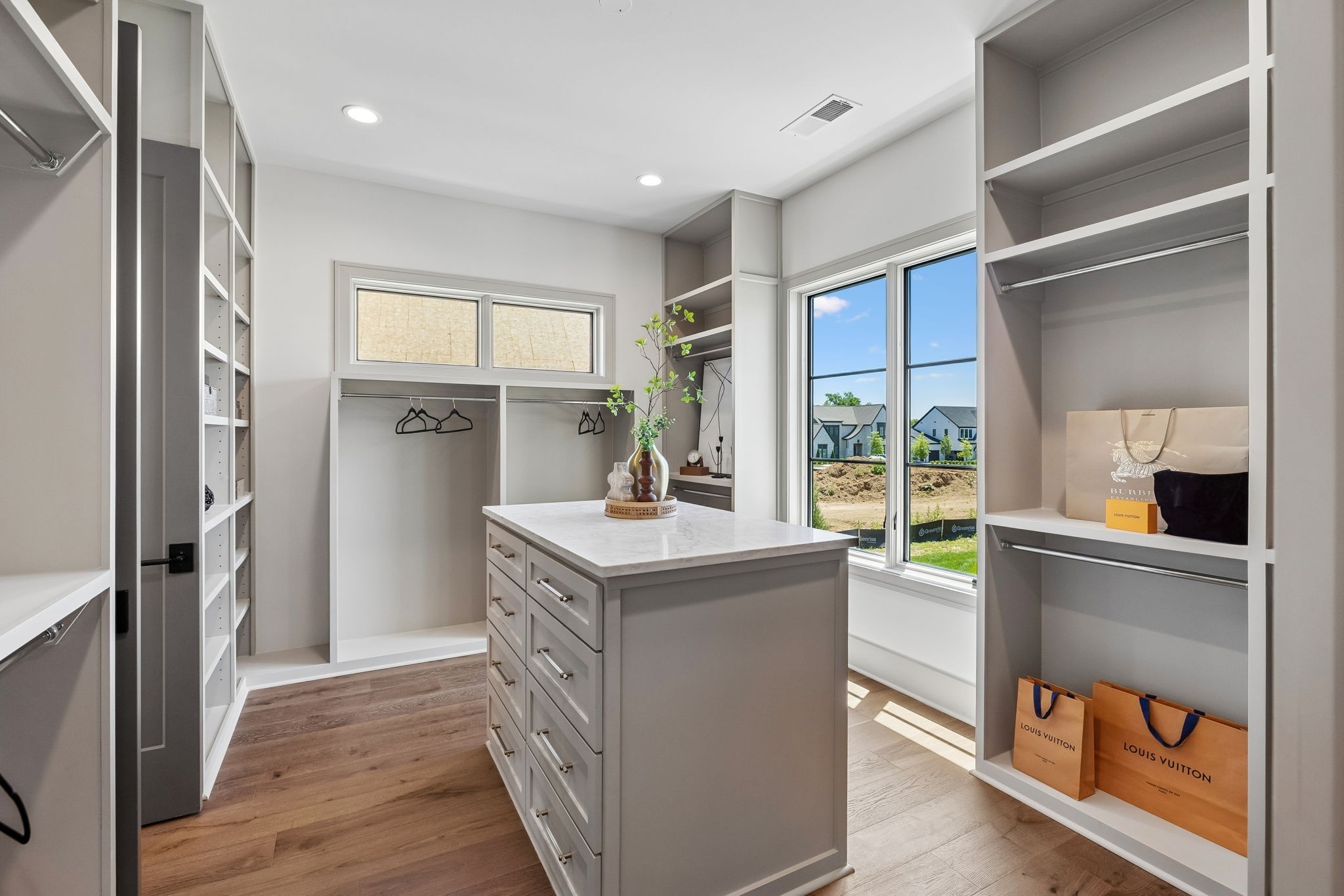 8106 Turning Point Dr