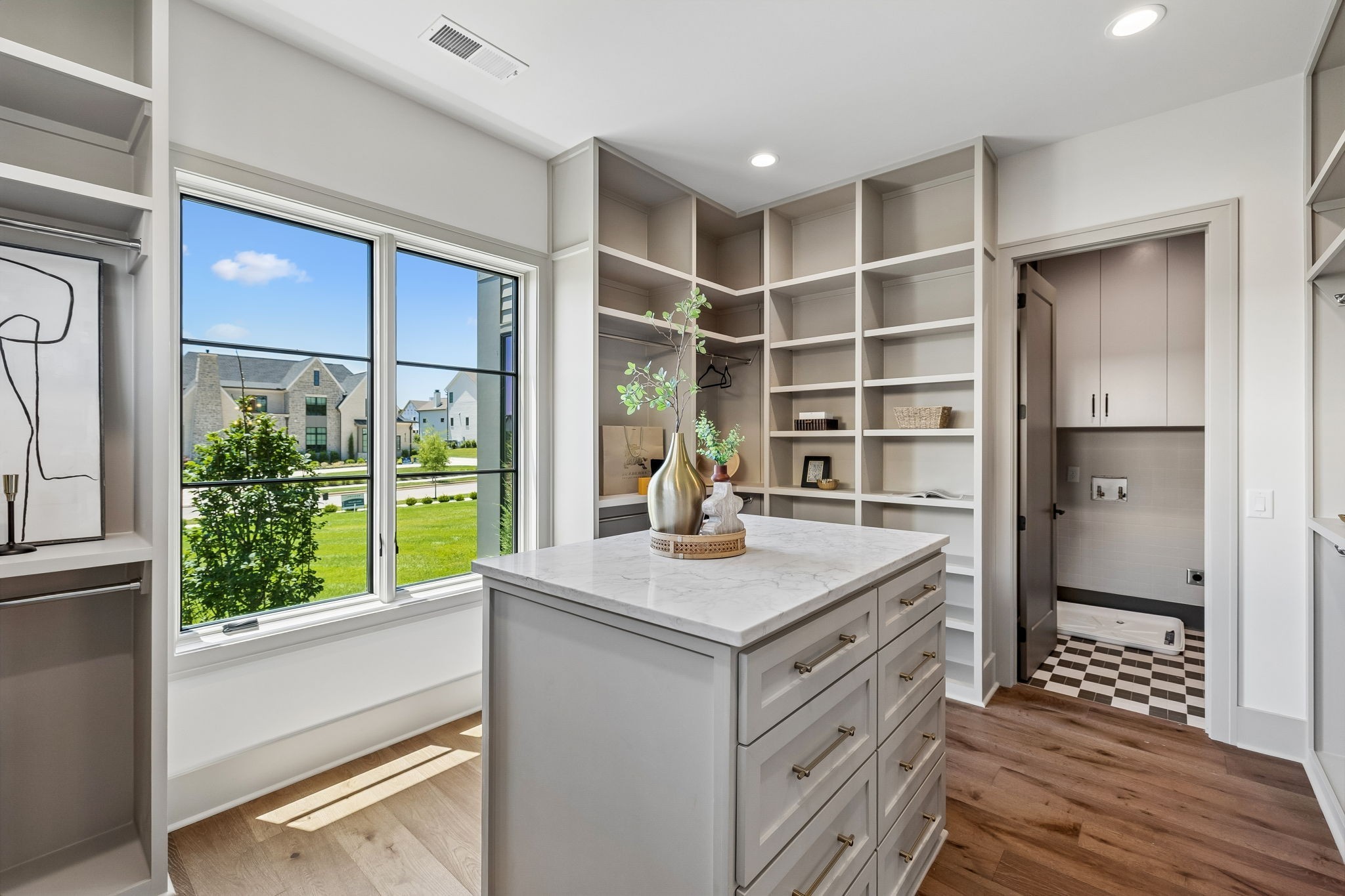 8106 Turning Point Dr