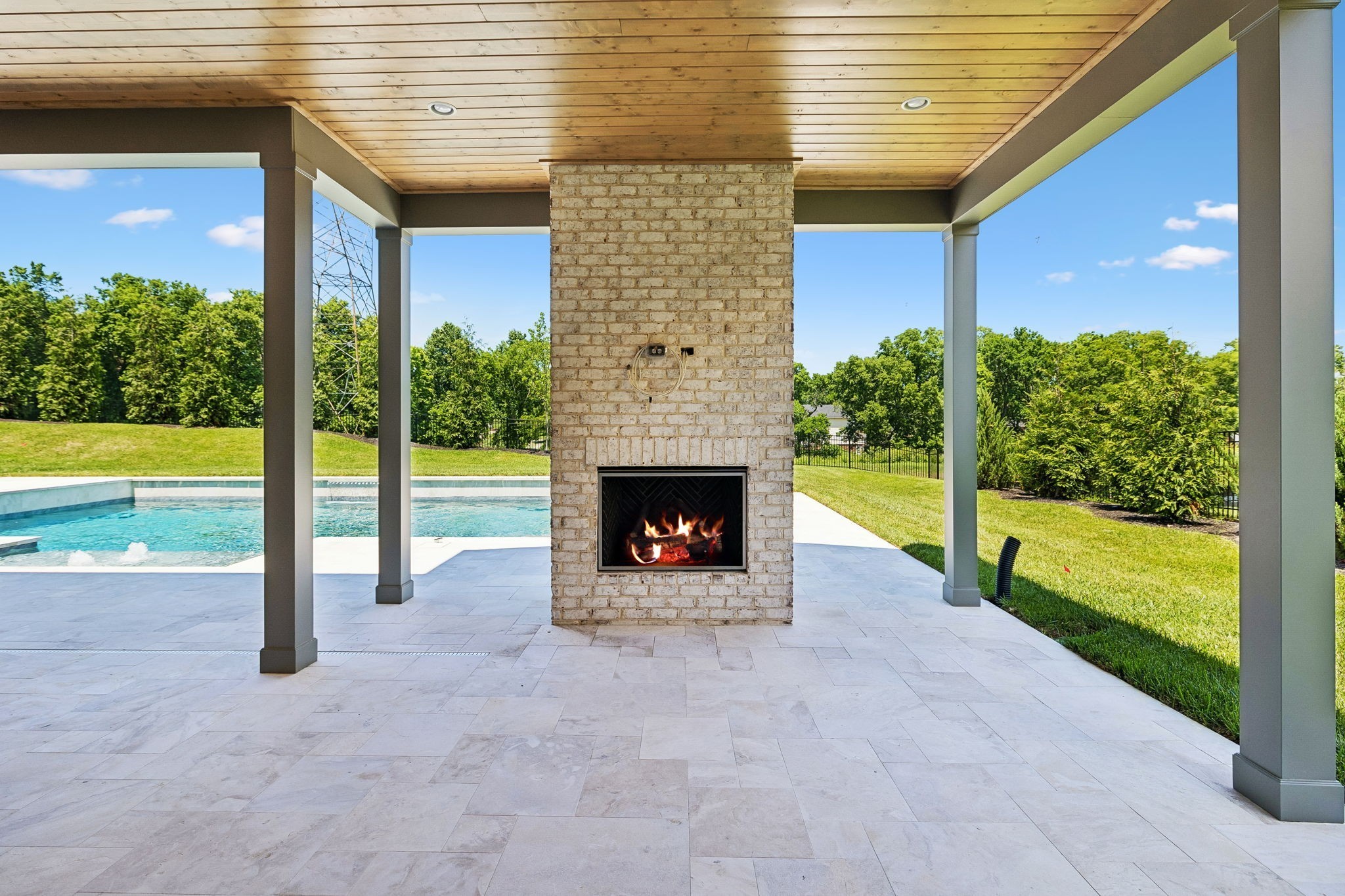 8106 Turning Point Dr