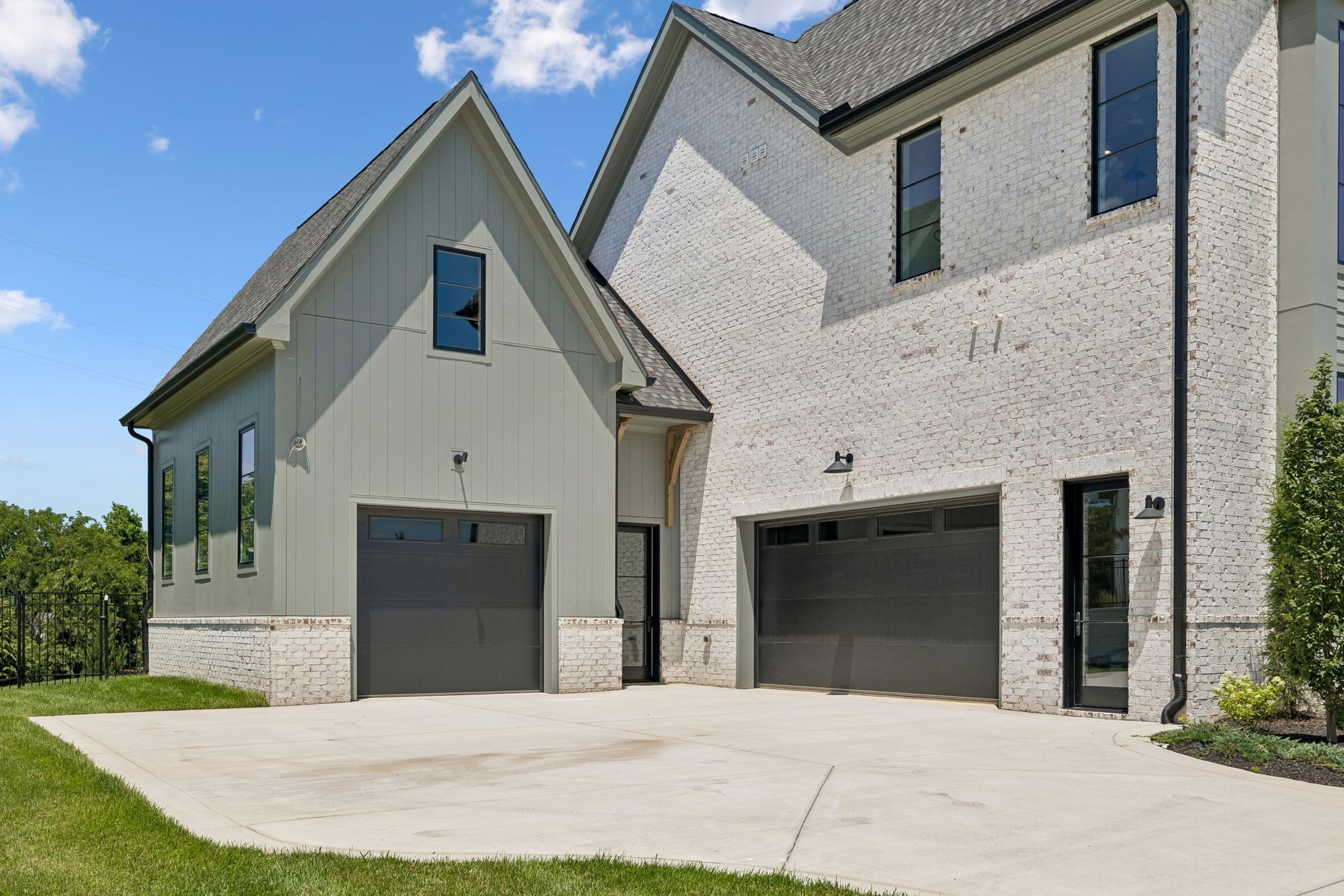8106 Turning Point Dr