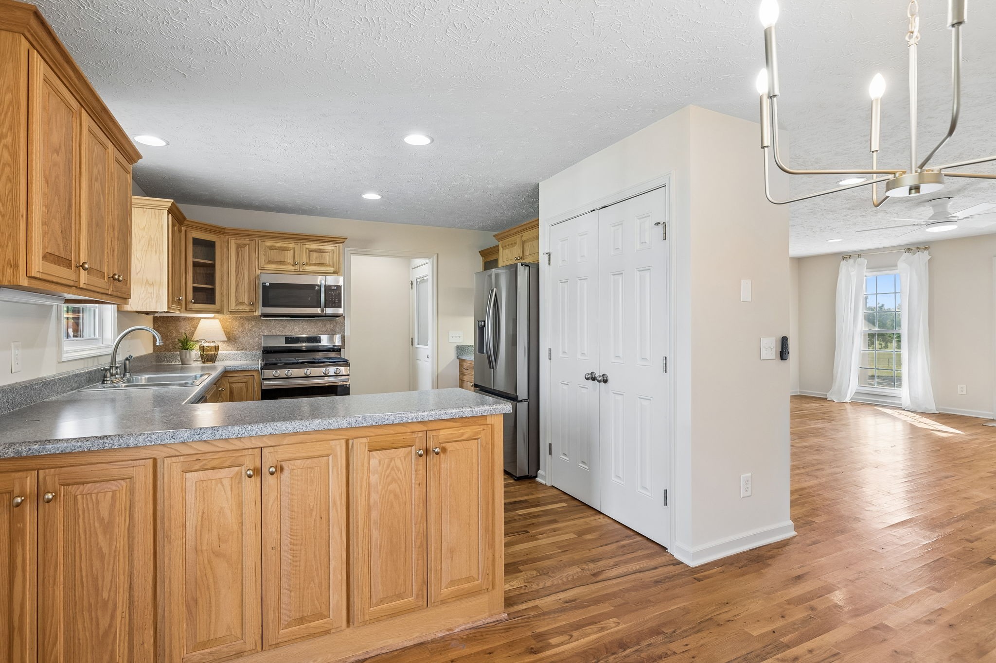 7899 W Lick Creek Rd