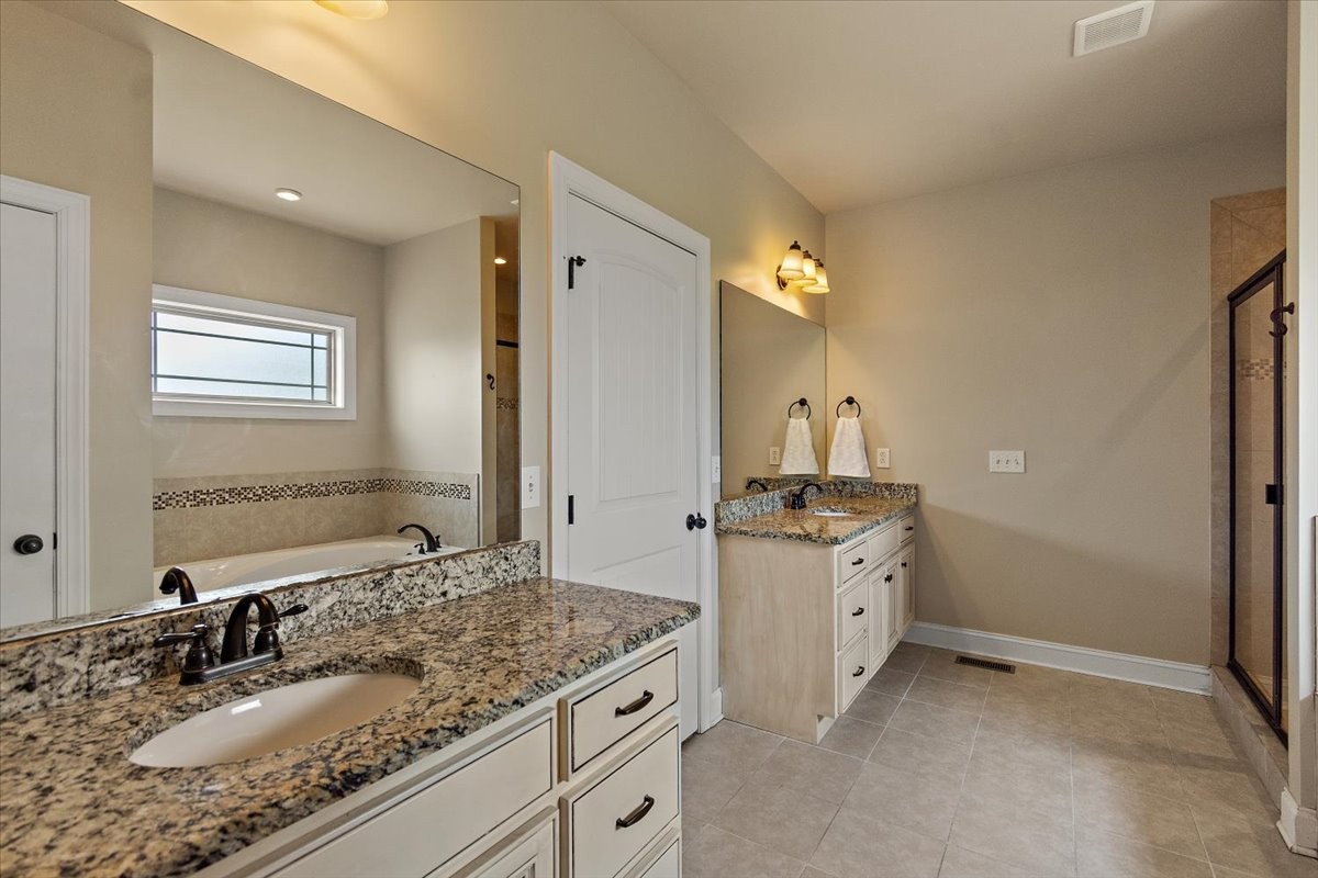1219 Lewis Downs Dr
