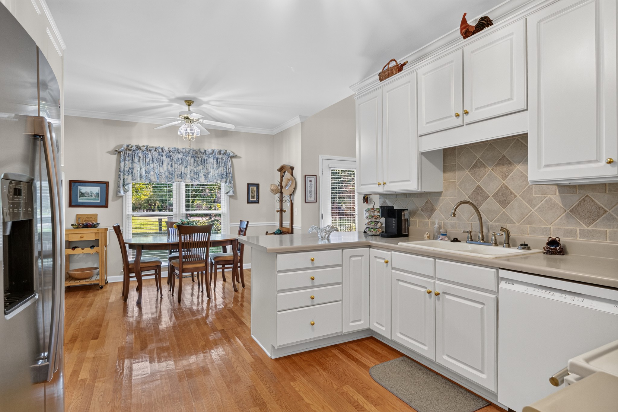 1415 Balmoral Way
