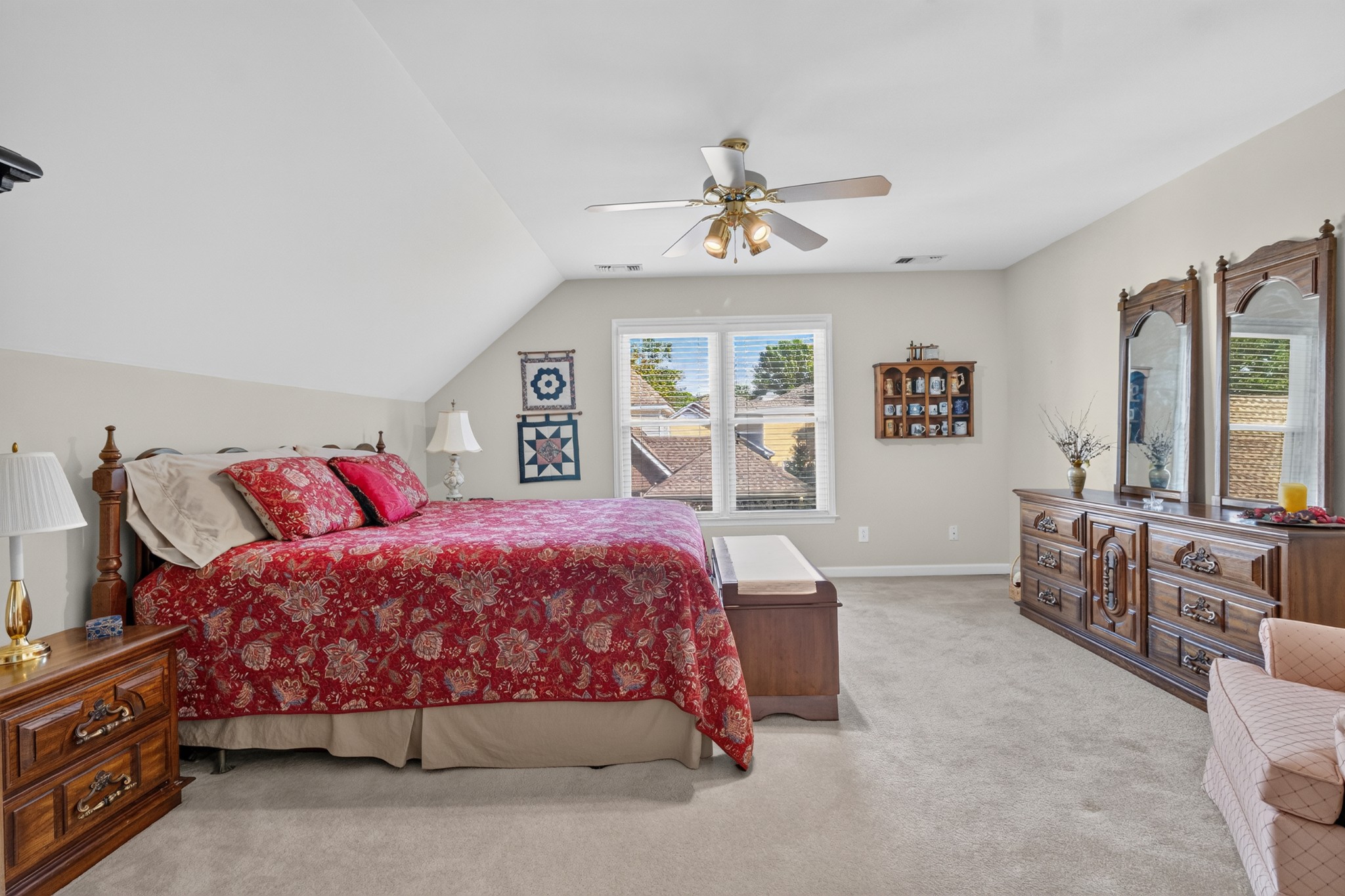 1415 Balmoral Way