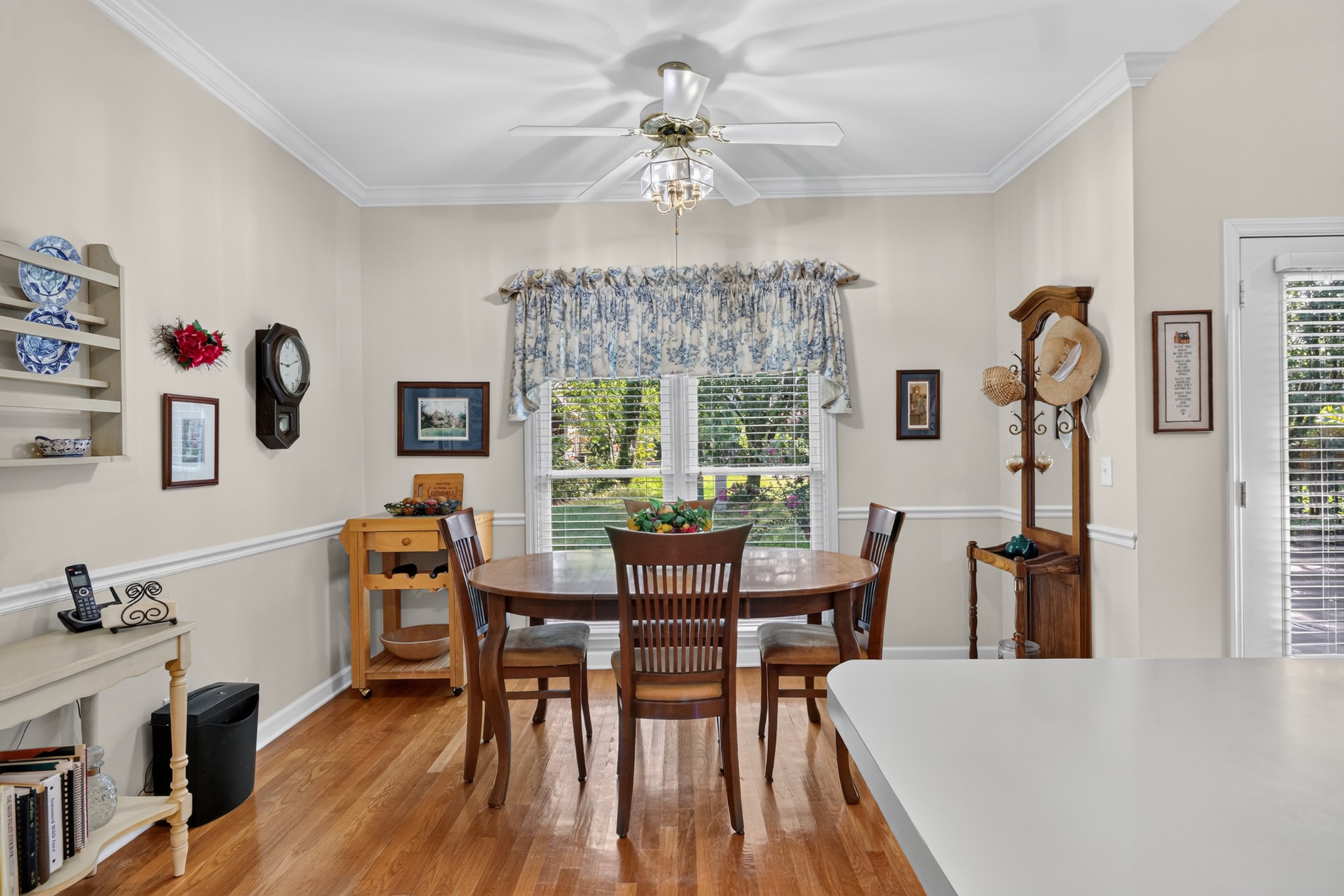 1415 Balmoral Way