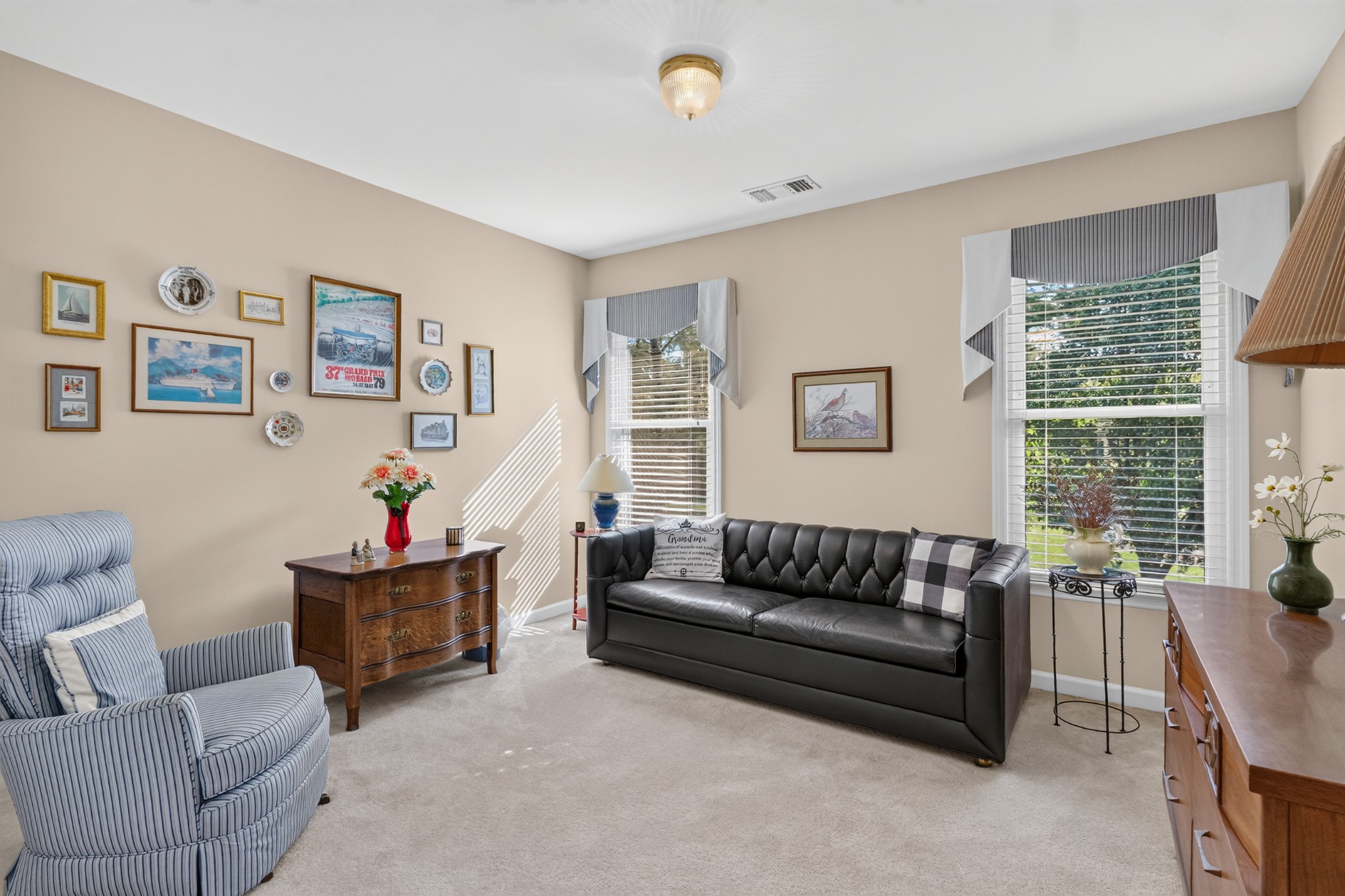1415 Balmoral Way