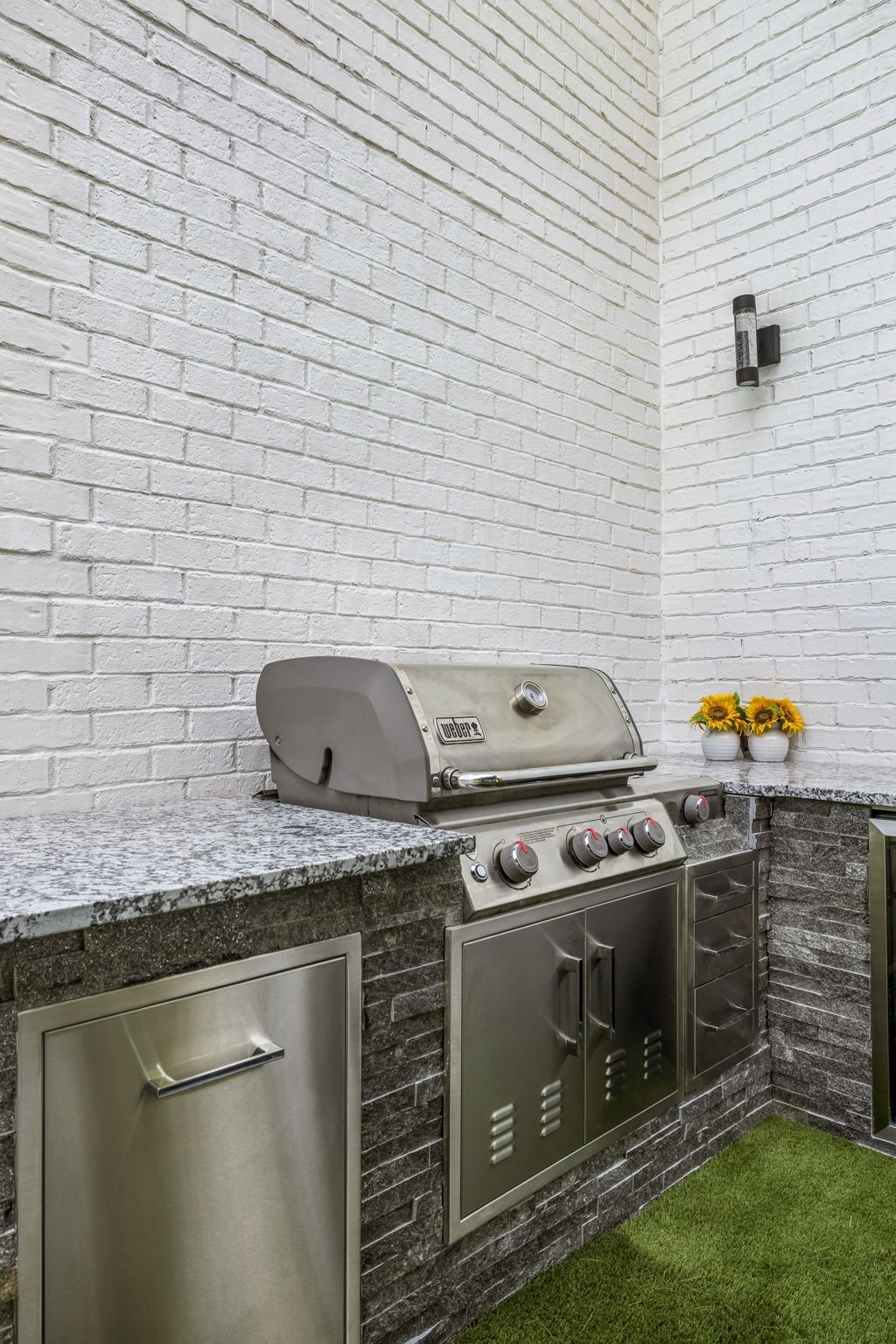 2112 Summer Hill Cir