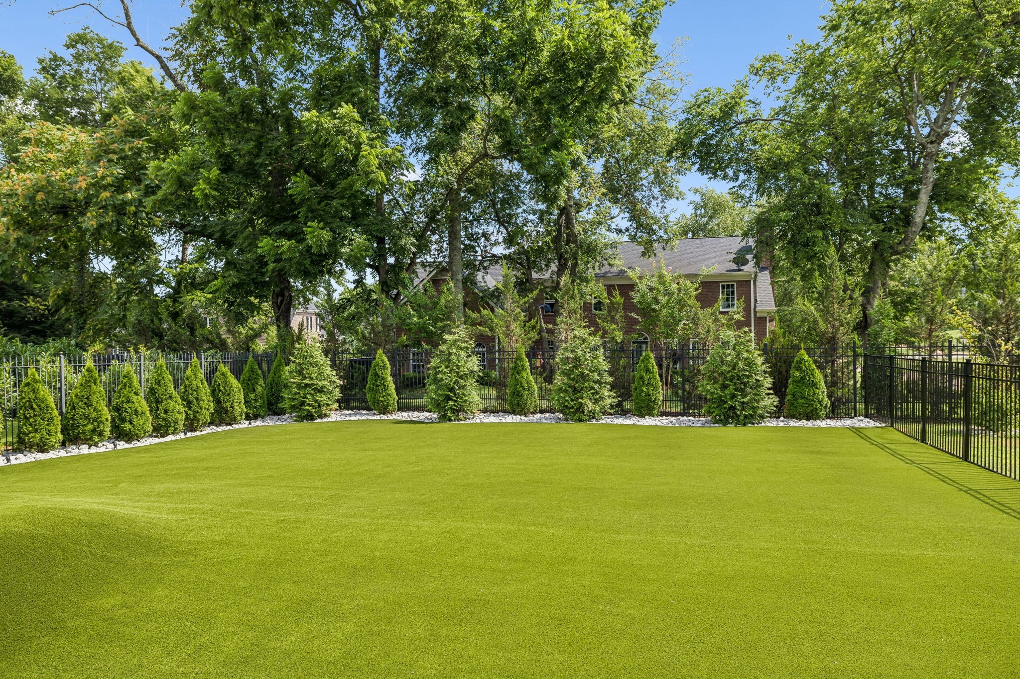 2112 Summer Hill Cir