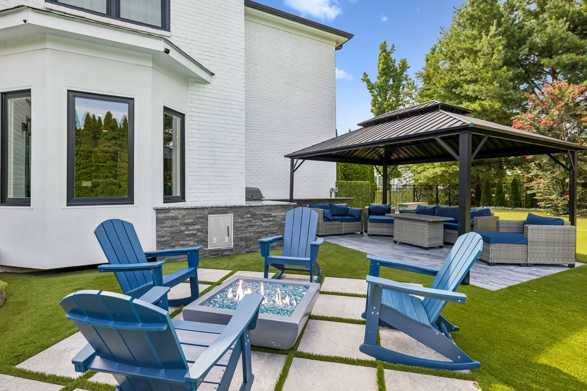 2112 Summer Hill Cir