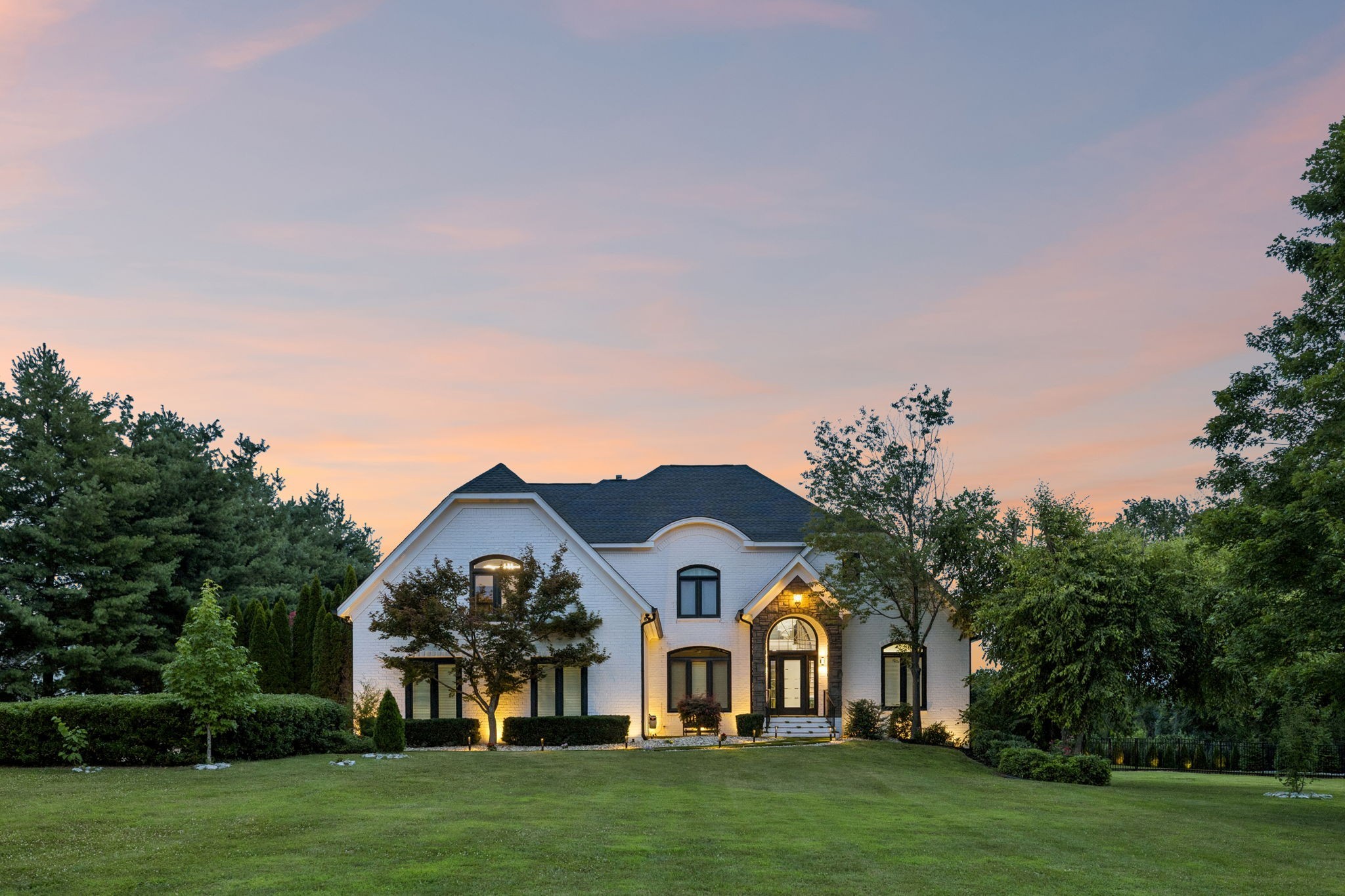 2112 Summer Hill Cir