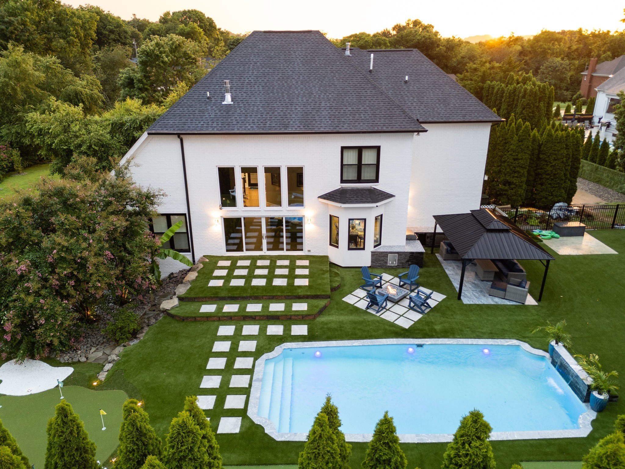 2112 Summer Hill Cir