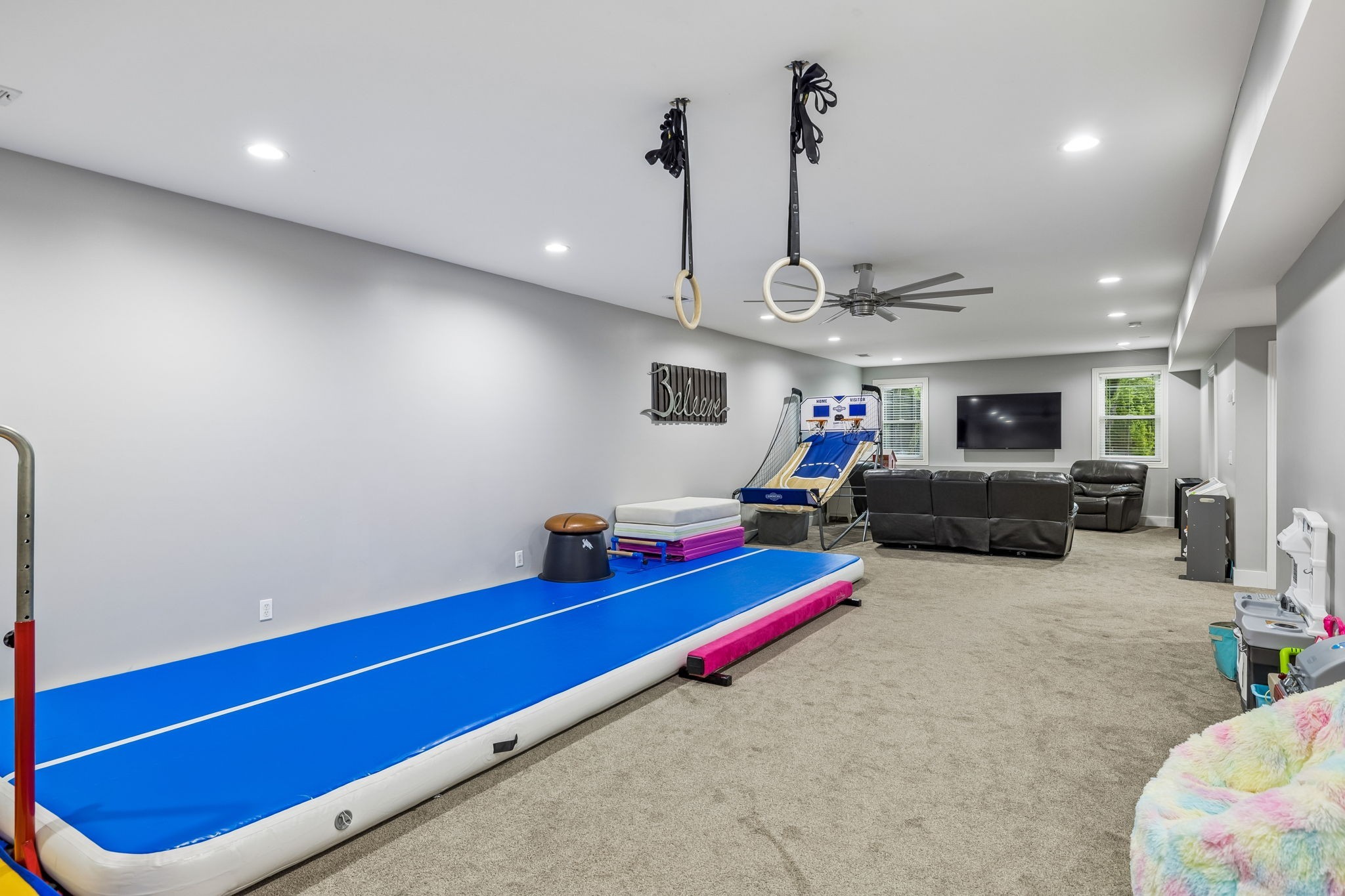 2112 Summer Hill Cir