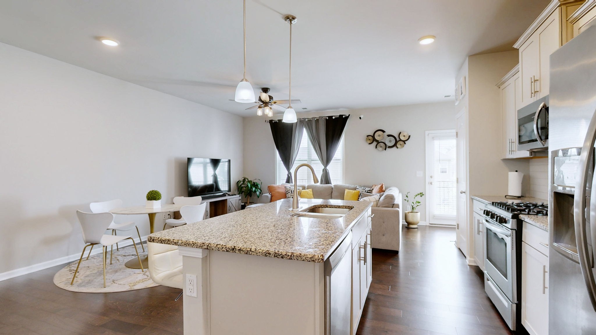4285 Grapevine Loop