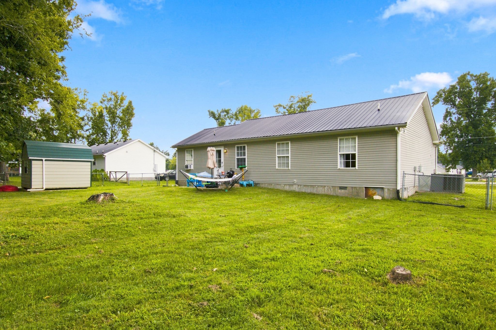 533 Birkenhead Dr