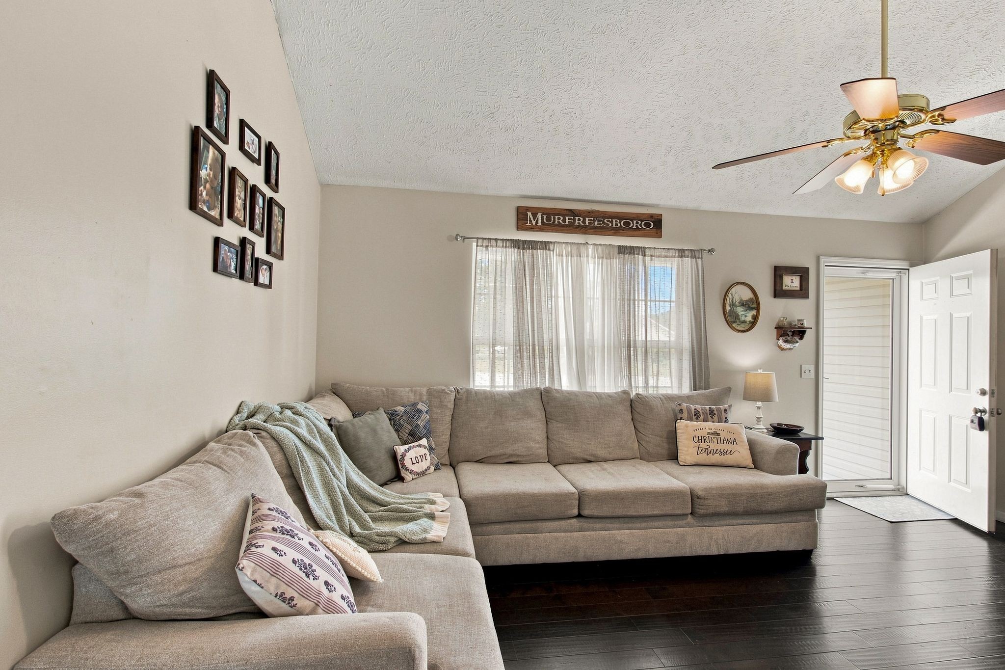 533 Birkenhead Dr