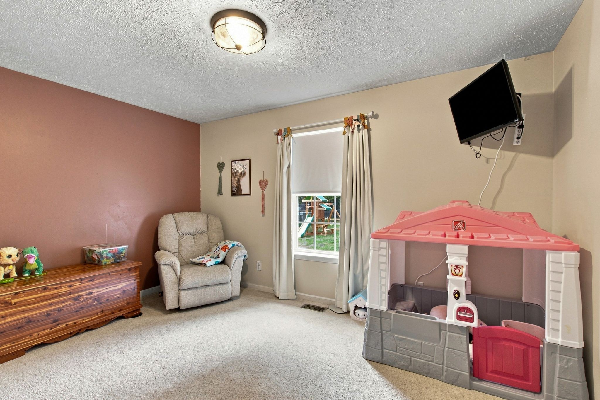 533 Birkenhead Dr
