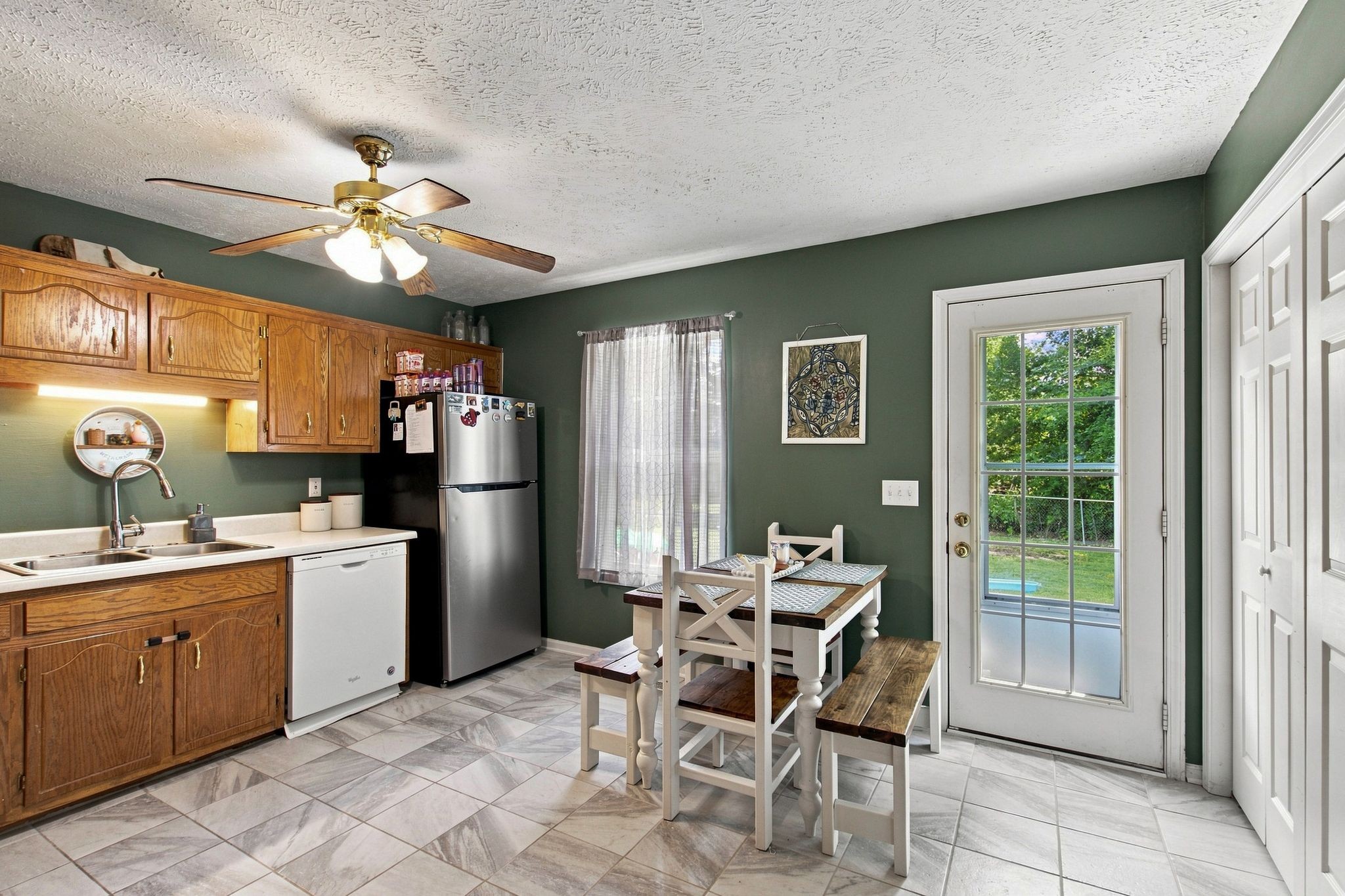 533 Birkenhead Dr