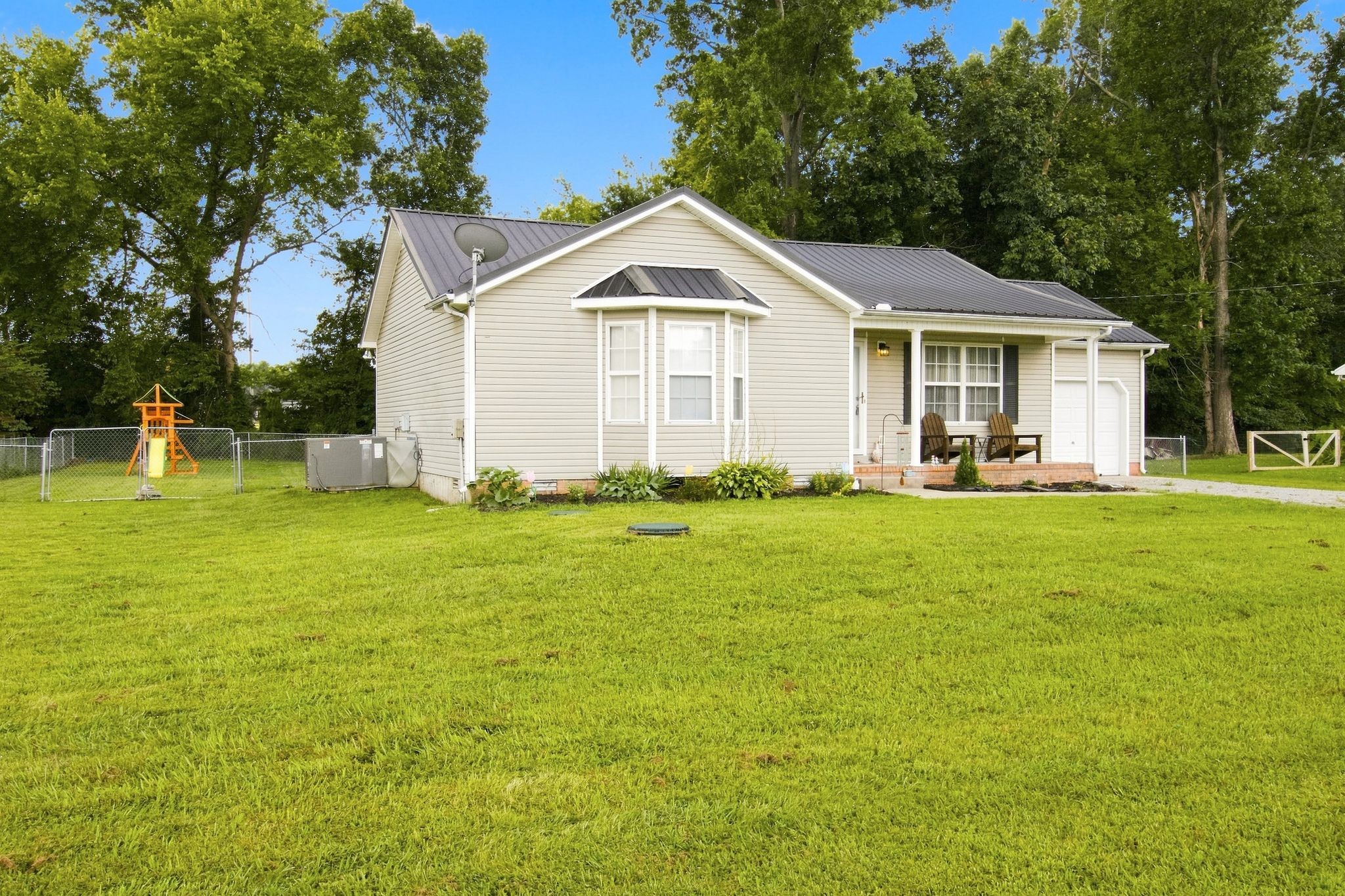 533 Birkenhead Dr