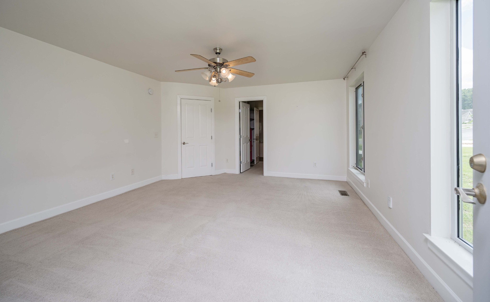 420 Multrees Pl
