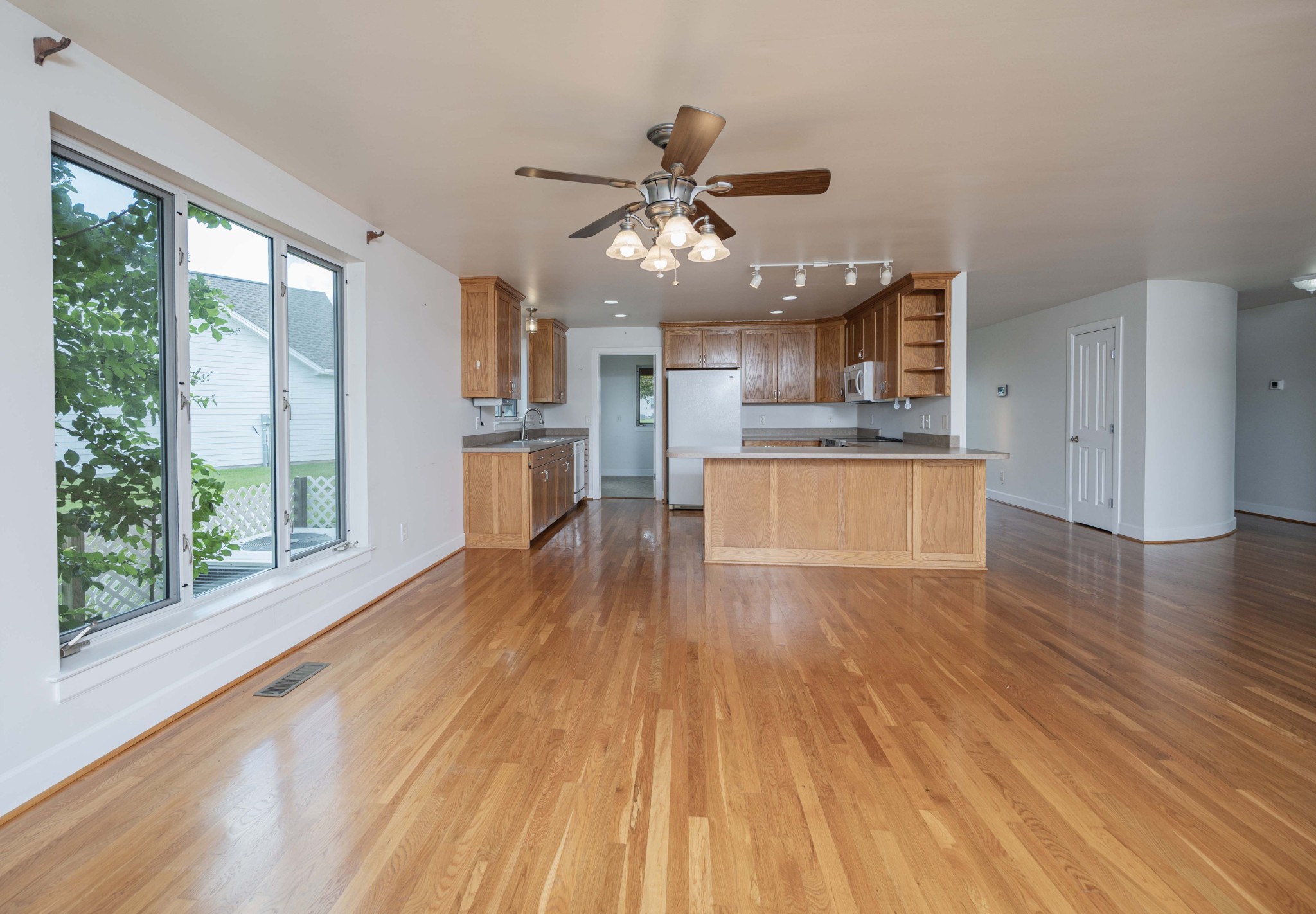 420 Multrees Pl