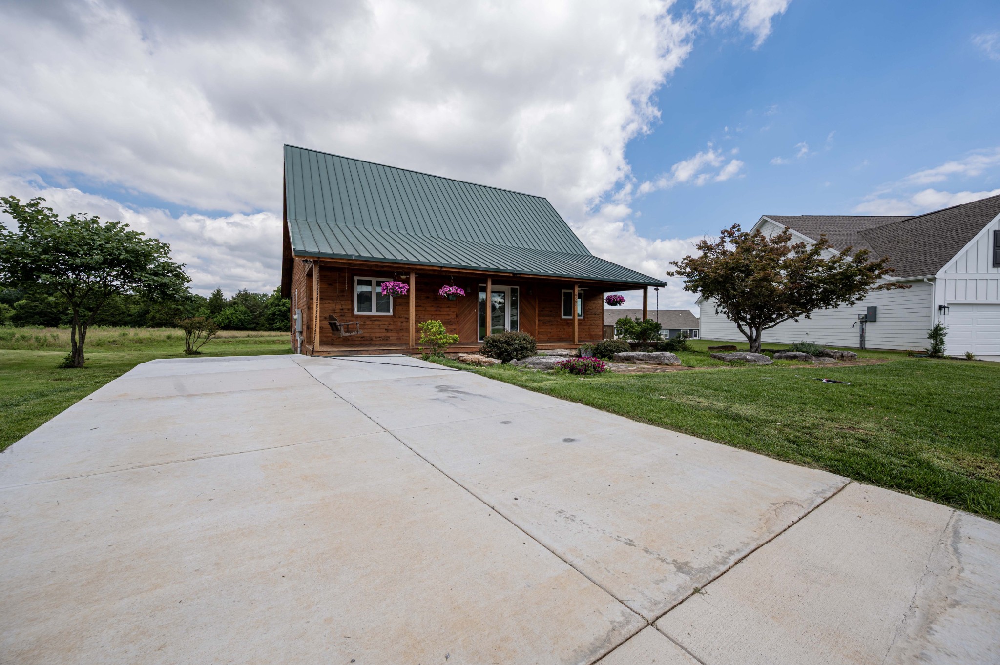 420 Multrees Pl