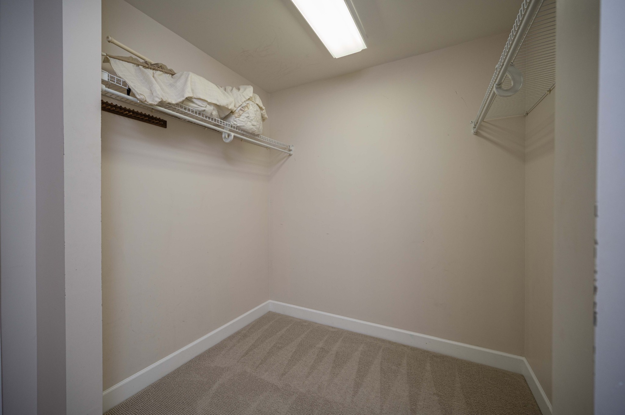 420 Multrees Pl