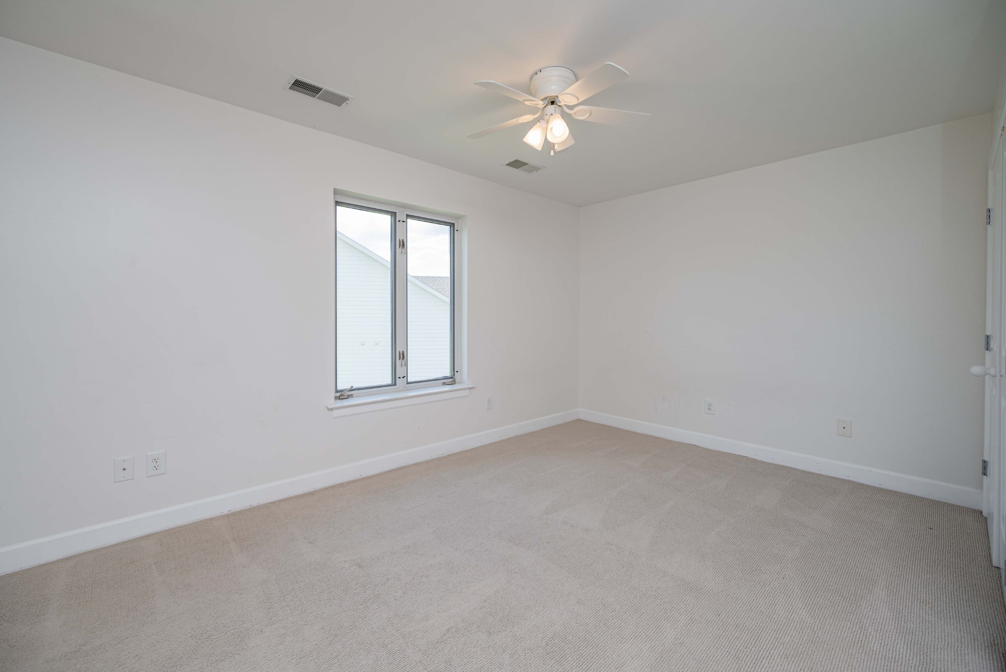 420 Multrees Pl