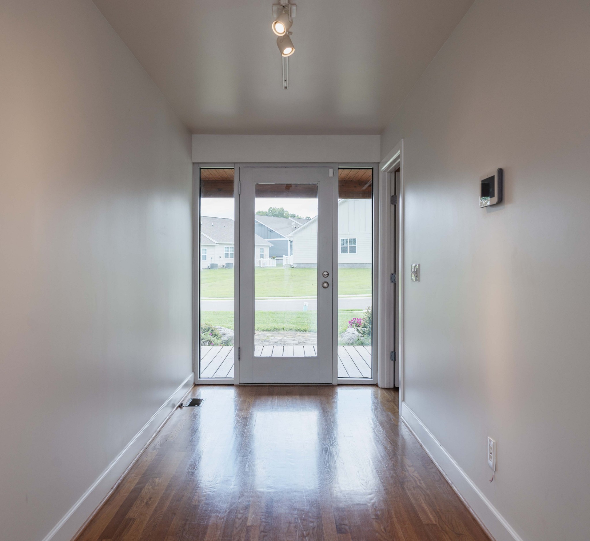 420 Multrees Pl