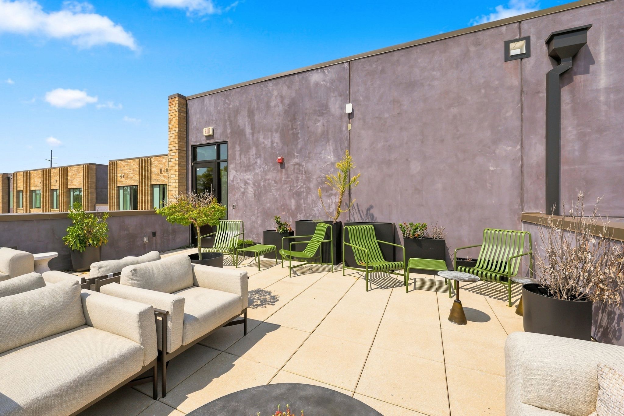 1090 Haysboro Ave Unit: 113