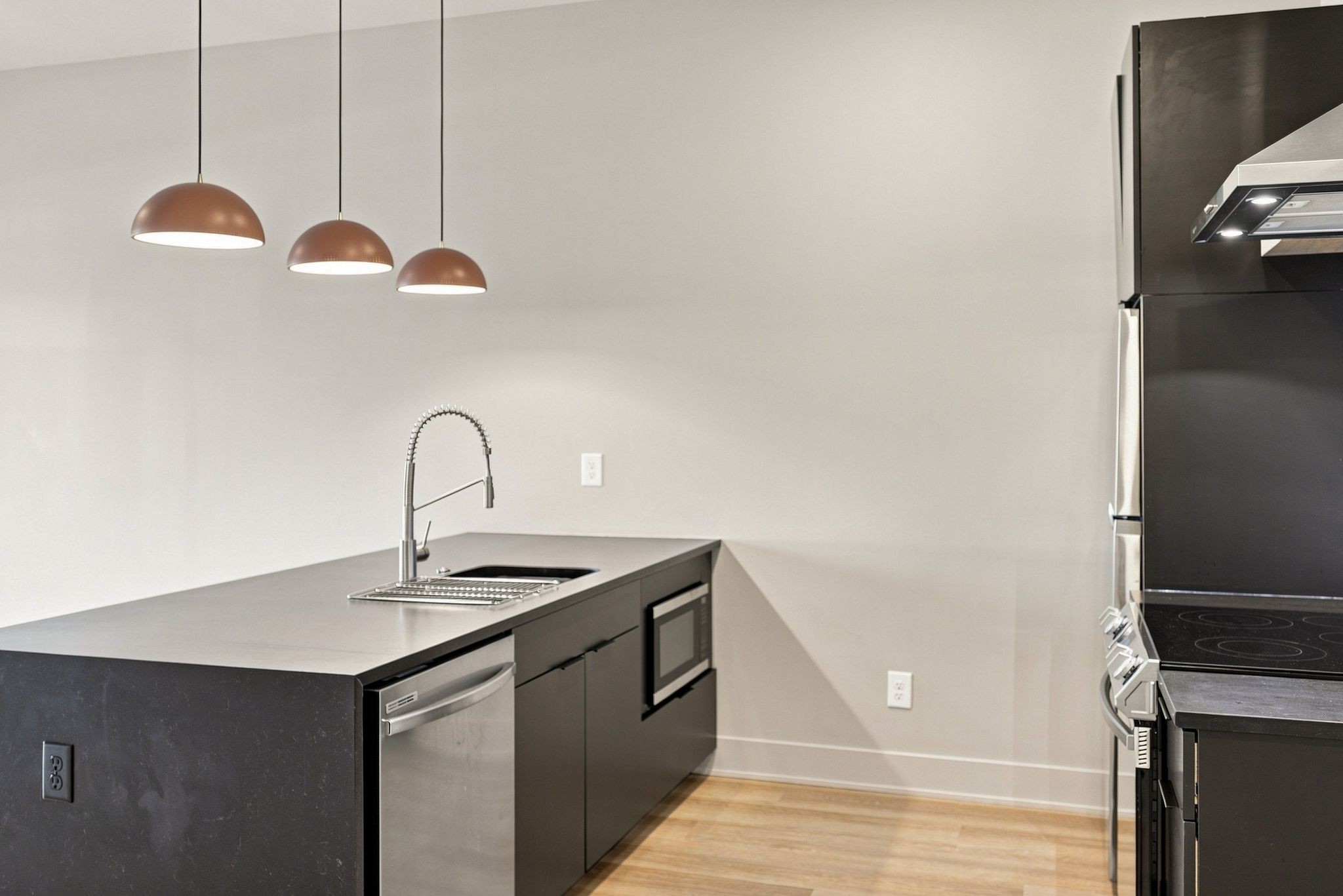 1090 Haysboro Ave Unit: 113