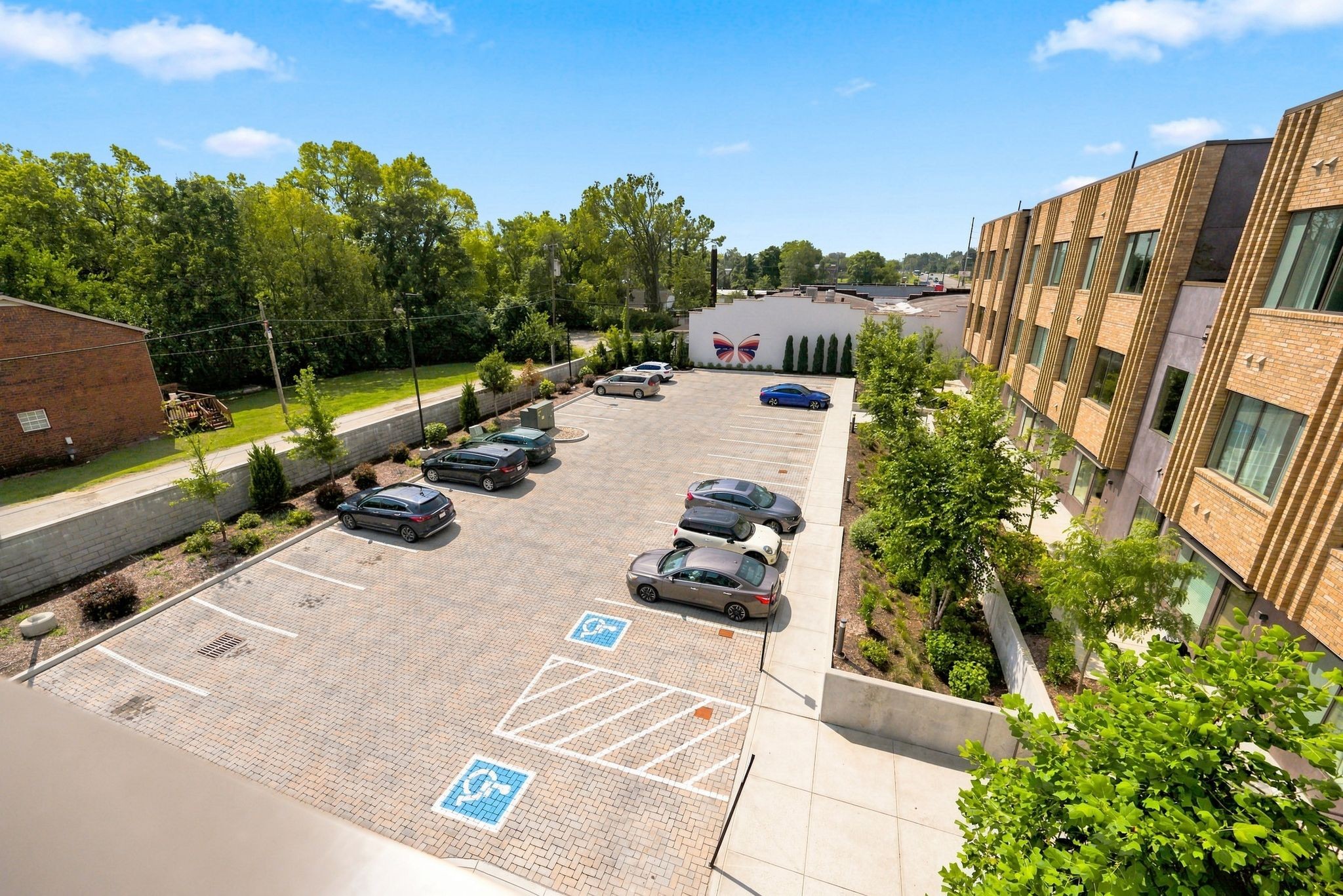 1090 Haysboro Ave Unit: 113