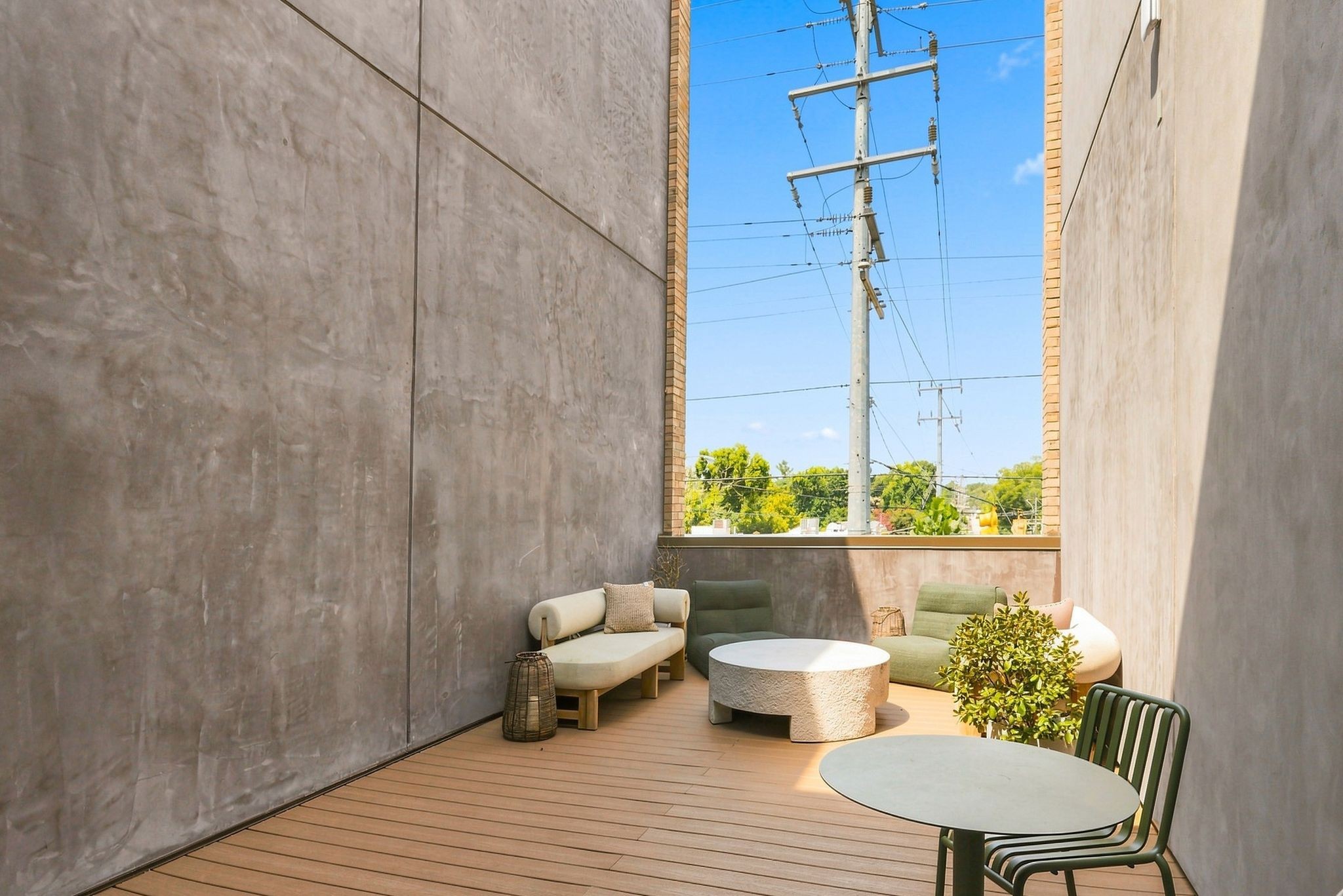 1090 Haysboro Ave Unit: 113