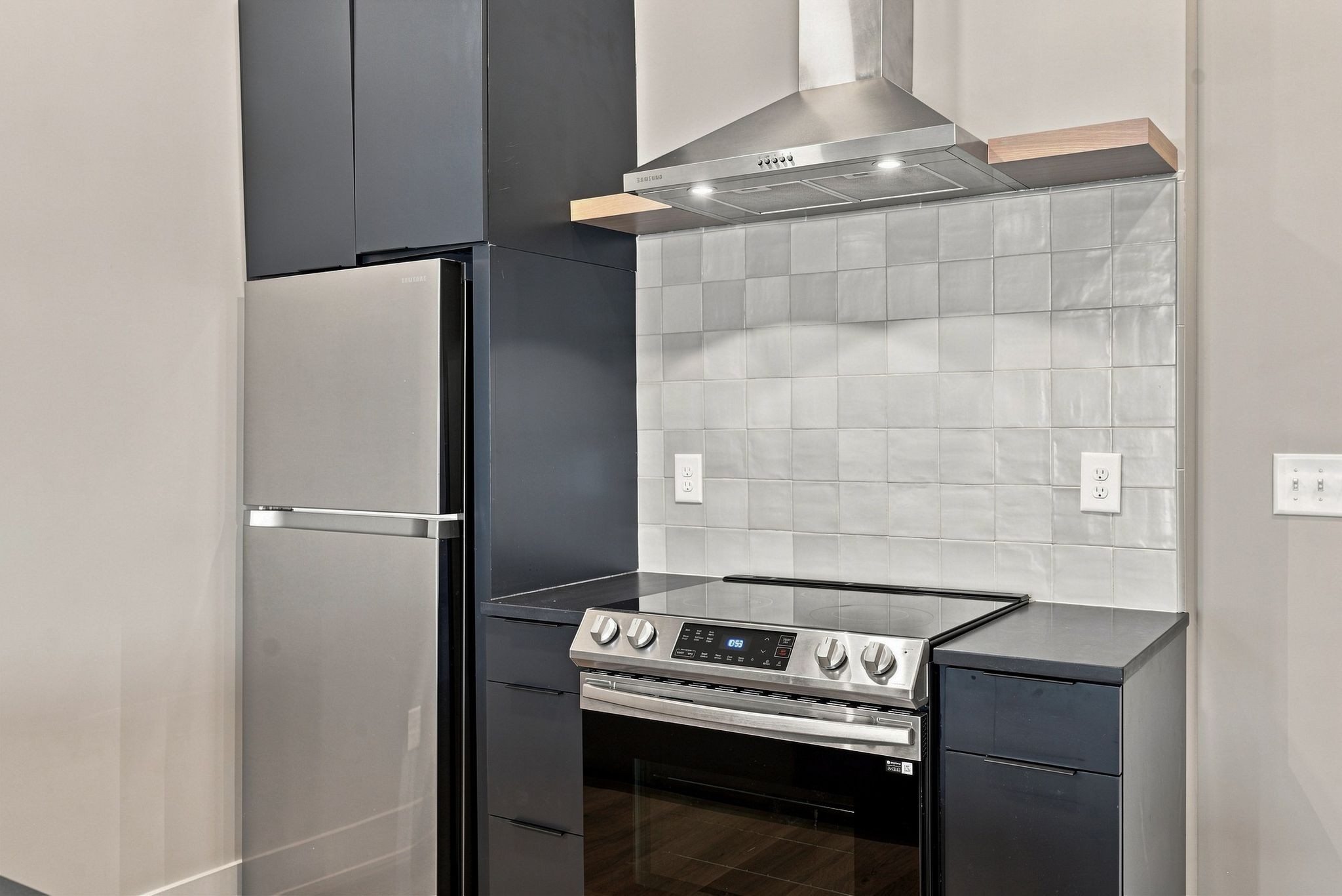 1090 Haysboro Ave Unit: 113