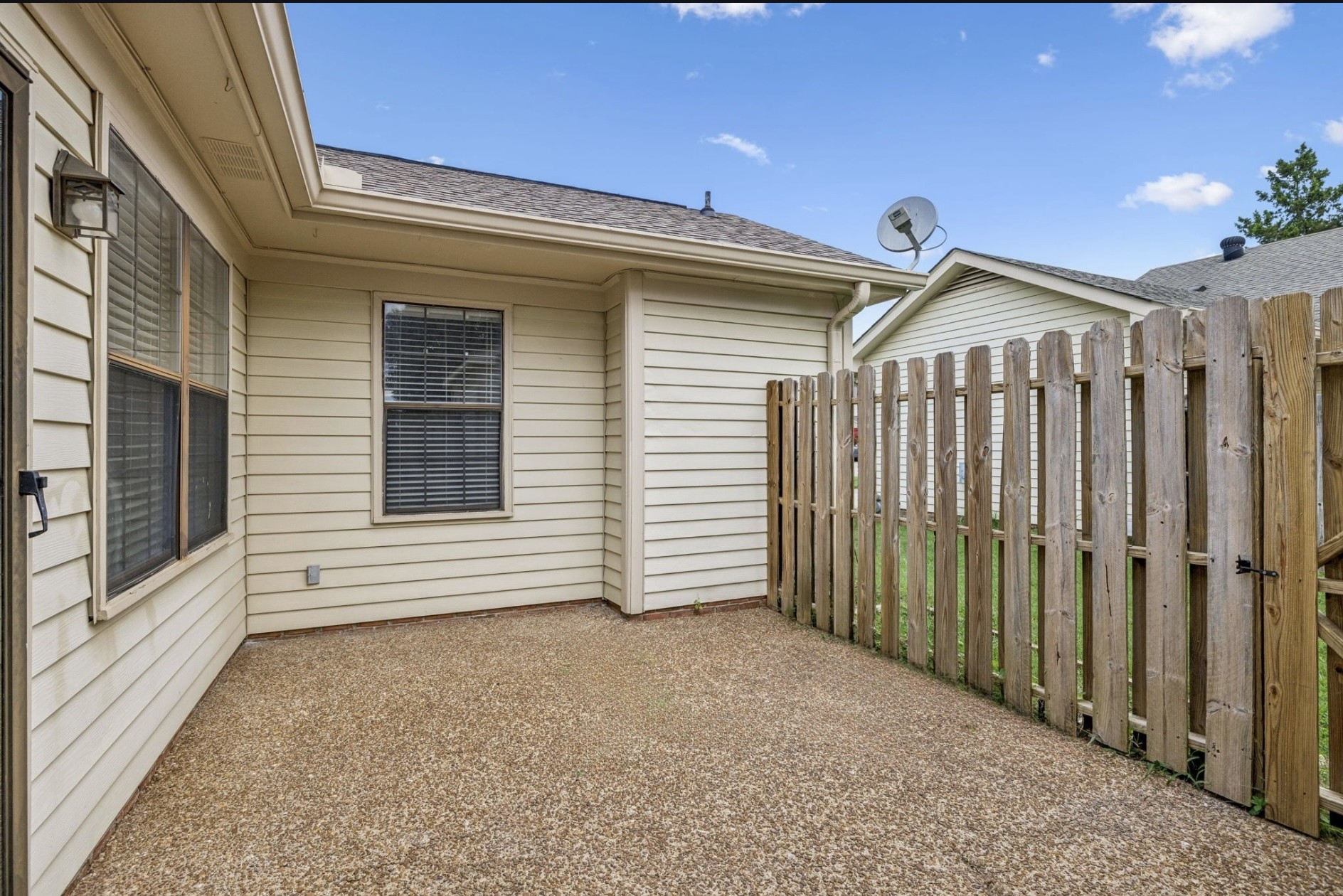 833 Brentwood Pt