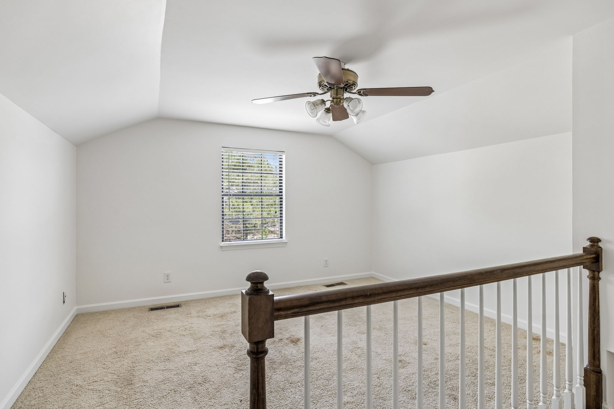 833 Brentwood Pt