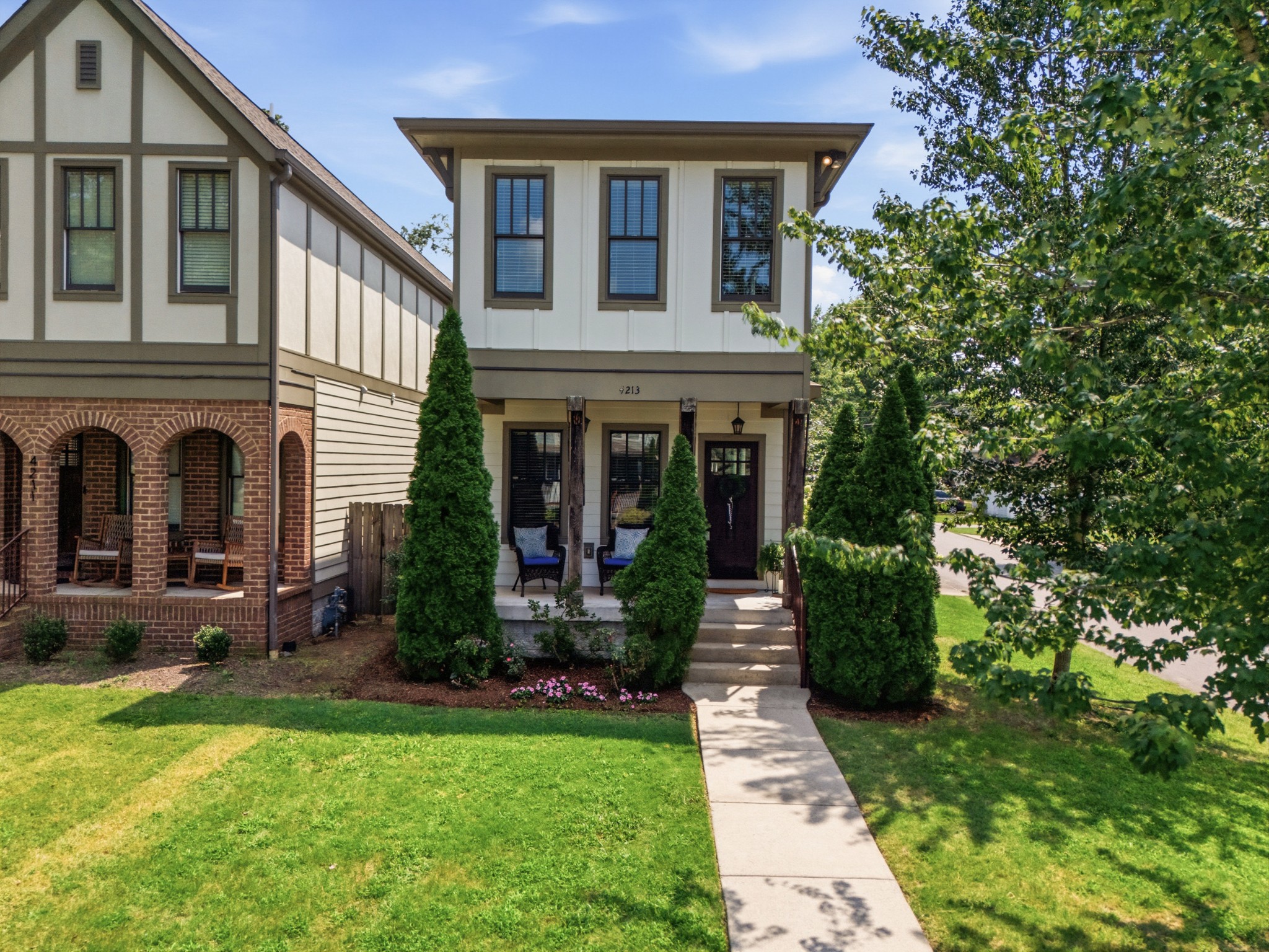 4213 Dakota Ave