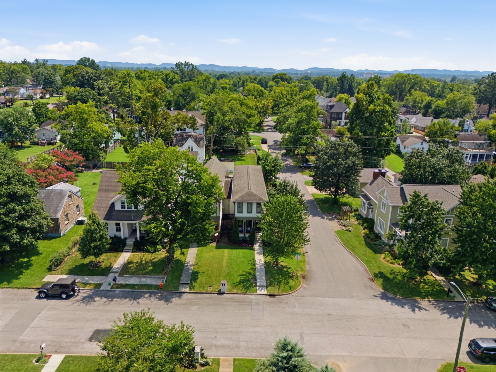 4213 Dakota Ave